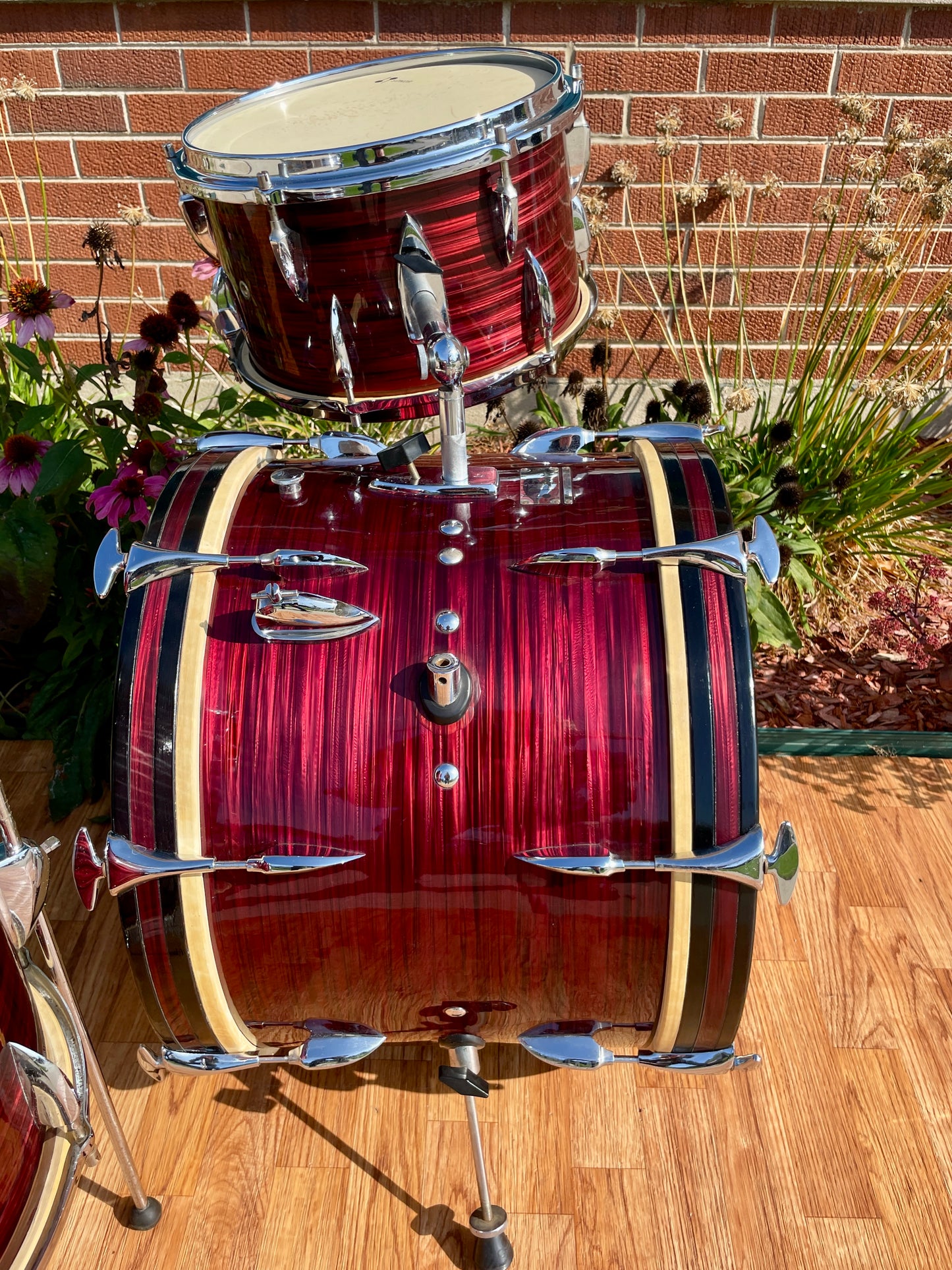 1960s Sonor Teardrop Chicago Star Drum Set Red Marble 20/13/16