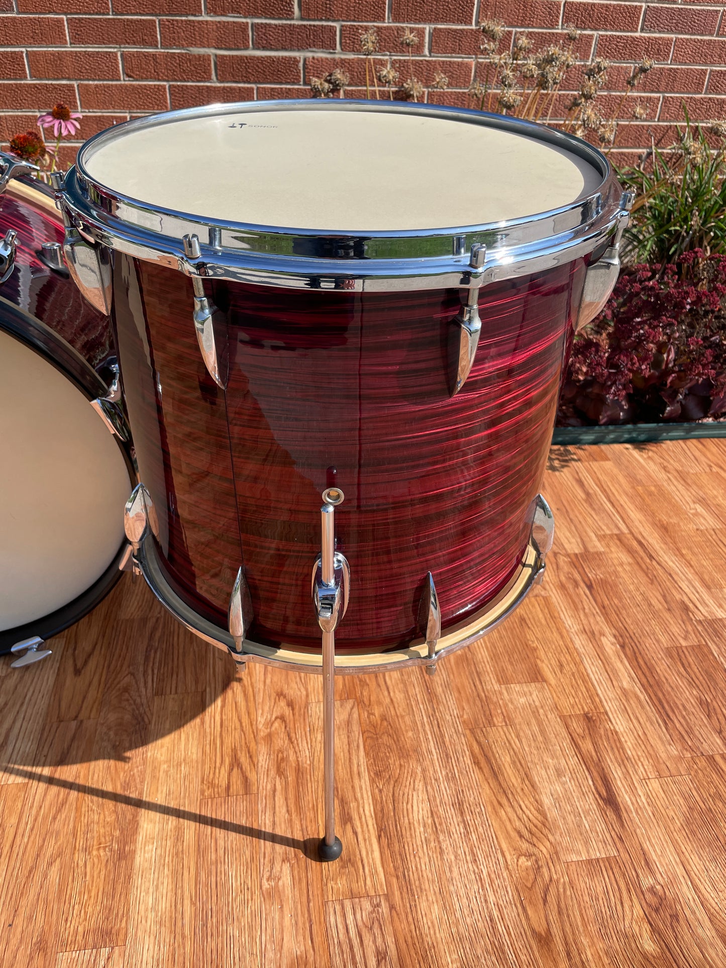 1960s Sonor Teardrop Chicago Star Drum Set Red Marble 20/13/16