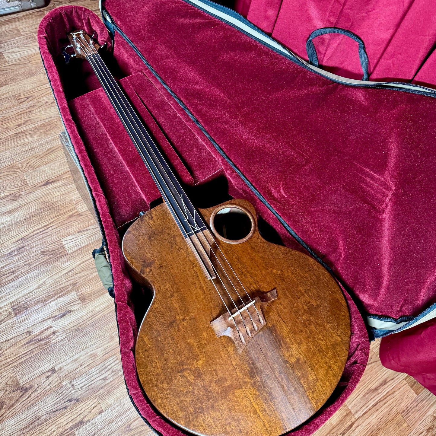 1998 Taylor AB-2 Fretless Acoustic Electric Bass Natural w/ Case