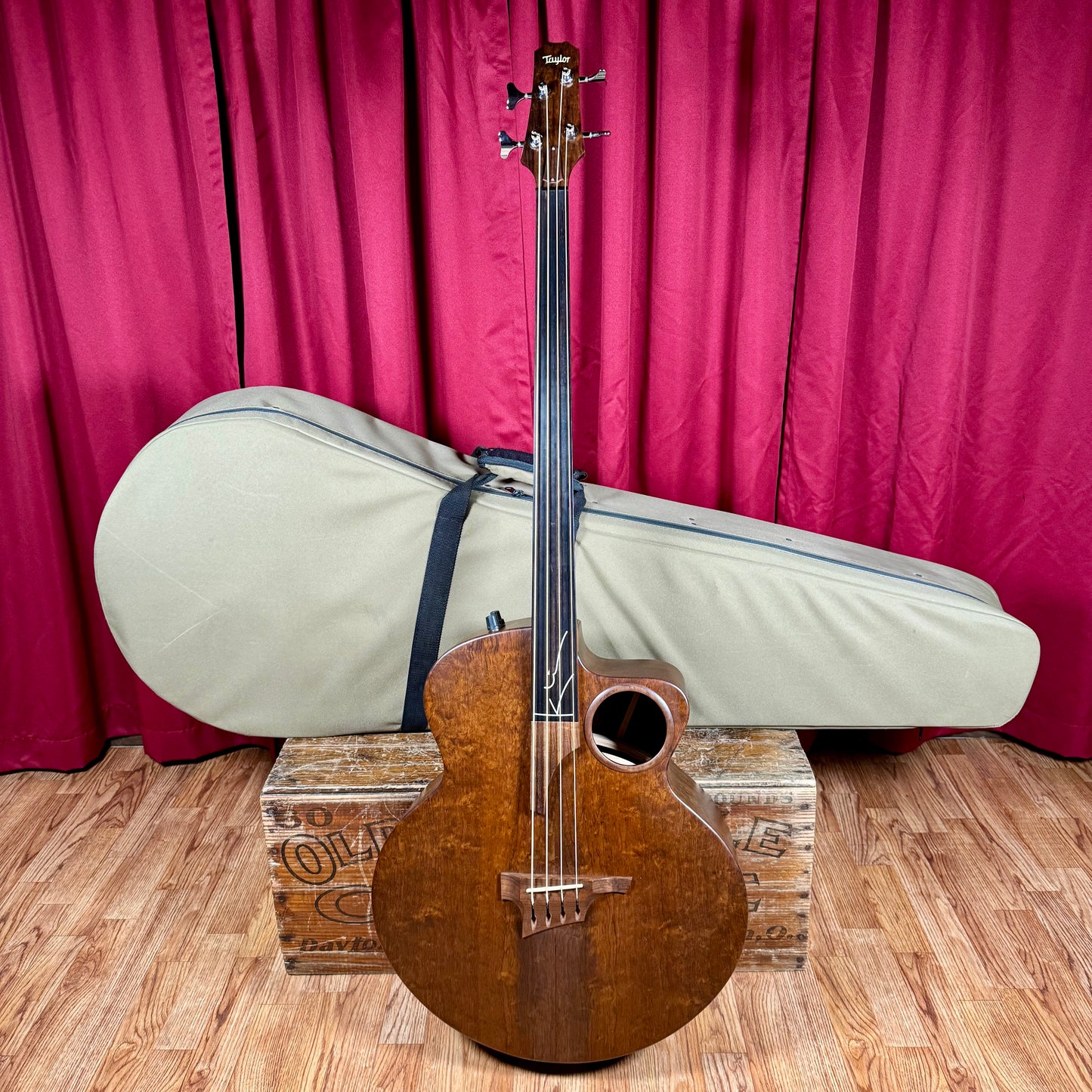 1998 Taylor AB-2 Fretless Acoustic Electric Bass Natural w/ Case