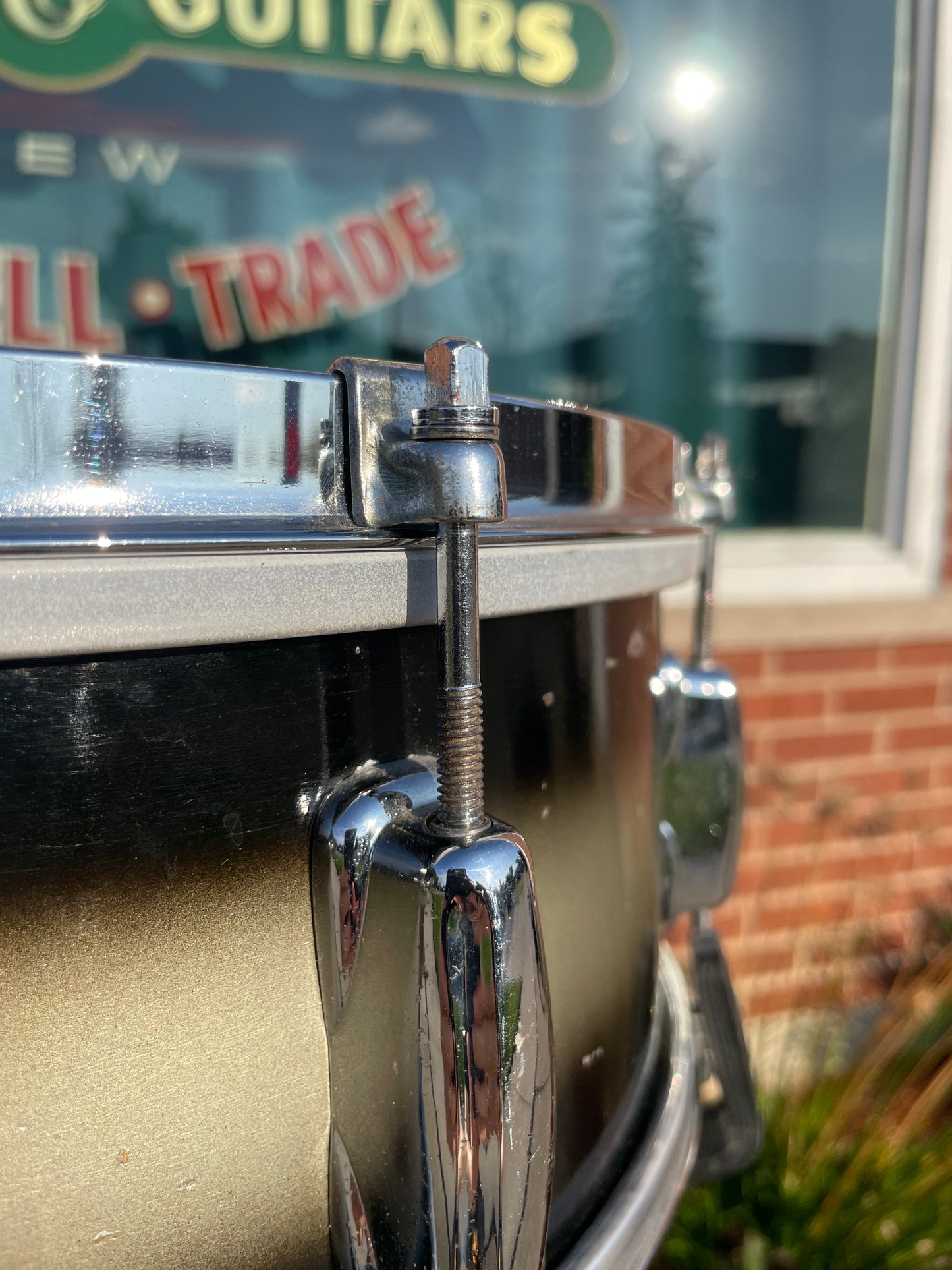 1960s Slingerland 5.5x14 Student Model No. 151 Snare Drum Black/Silver Duco