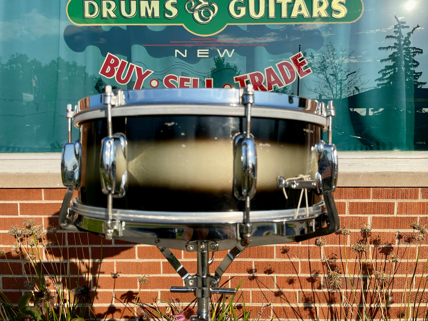 1960s Slingerland 5.5x14 Student Model No. 151 Snare Drum Black/Silver Duco