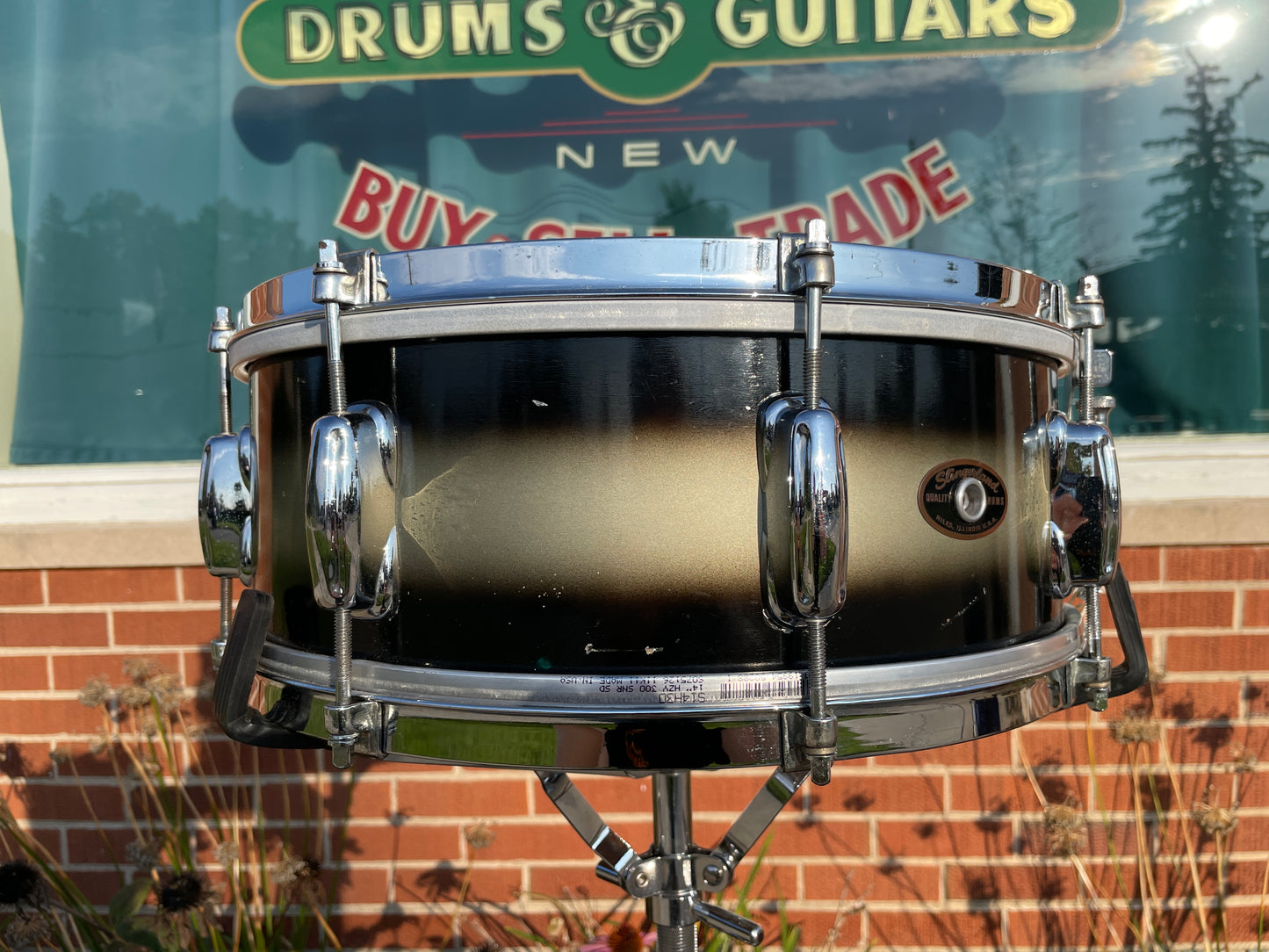 1960s Slingerland 5.5x14 Student Model No. 151 Snare Drum Black/Silver Duco