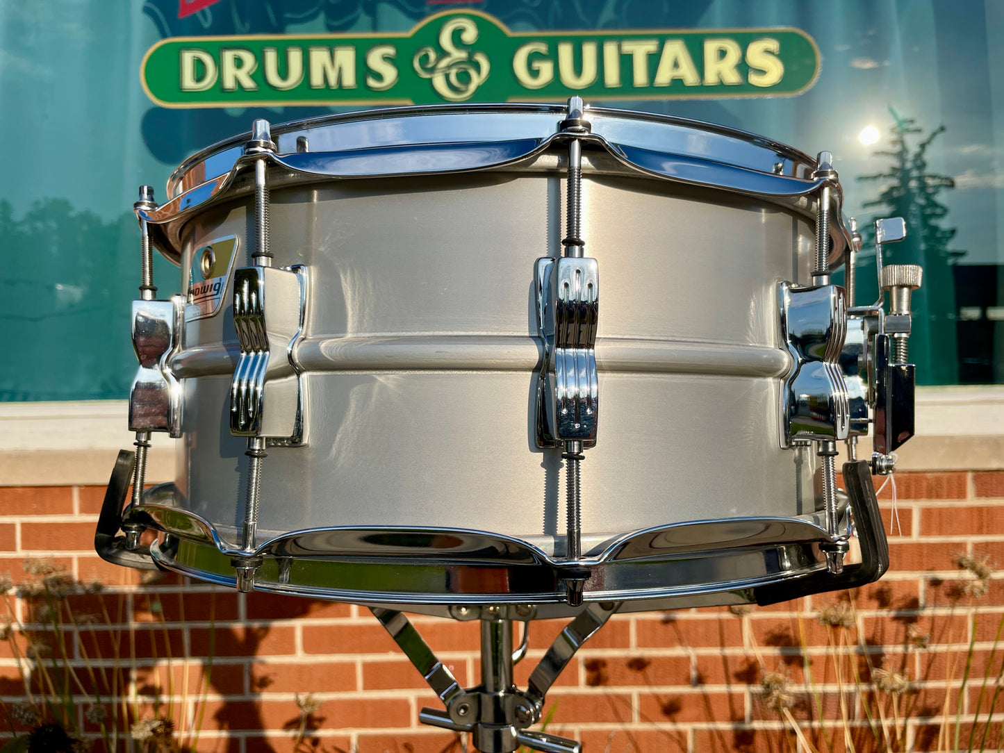 Ludwig 6.5x14 Acrolite LM405C 10 Lug Snare Drum