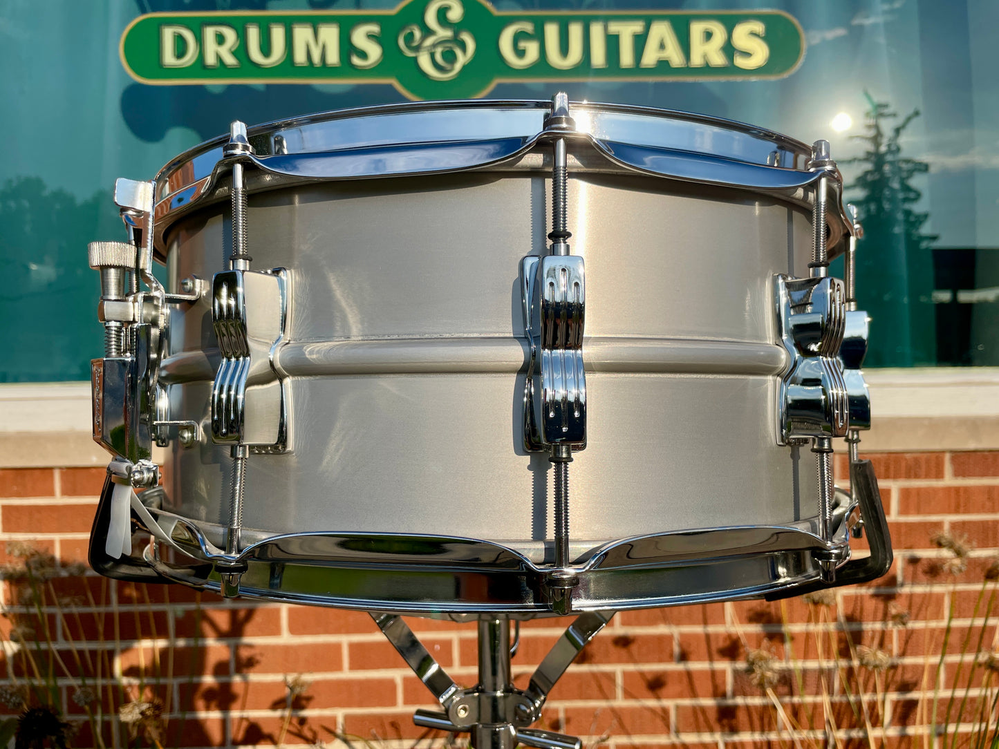 Ludwig 6.5x14 Acrolite LM405C 10 Lug Snare Drum