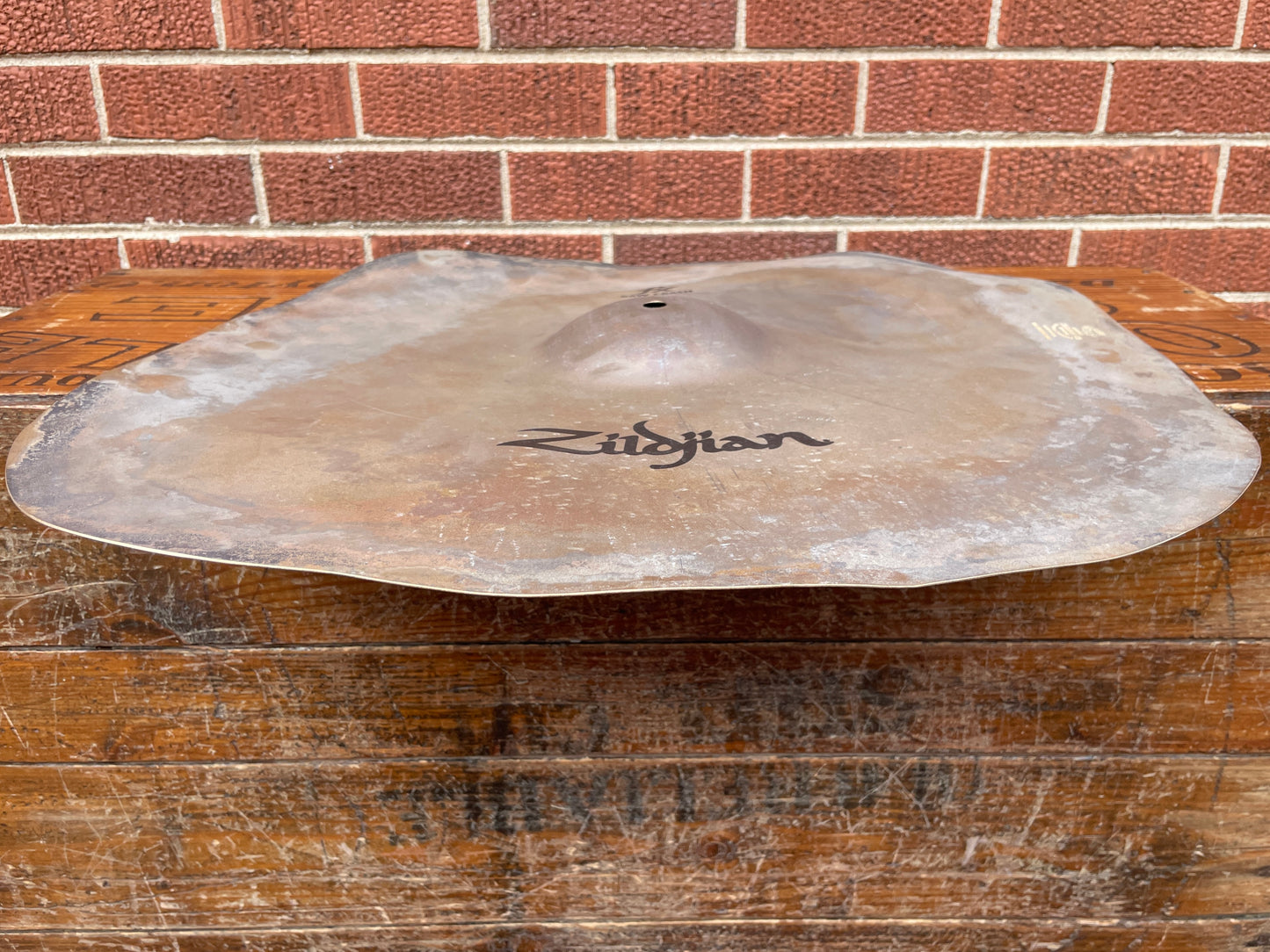 Zildjian FX Raw Crash Large Bell Cymbal 2416g *Video Demo*