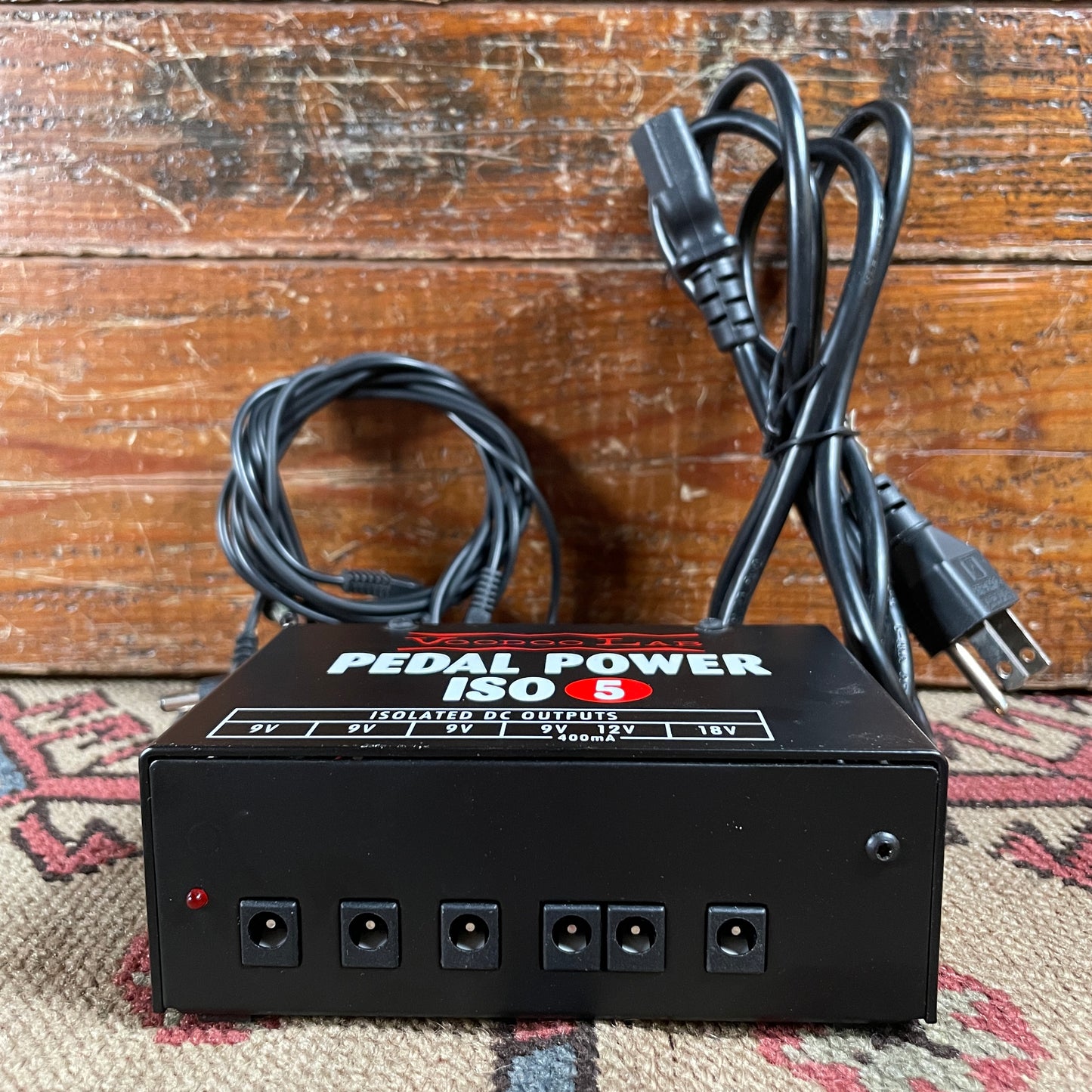 Voodoo Lab Pedal Power ISO-5 5-output Guitar Pedal Power Supply w/ Cab – Drugan's Drums & Guitars