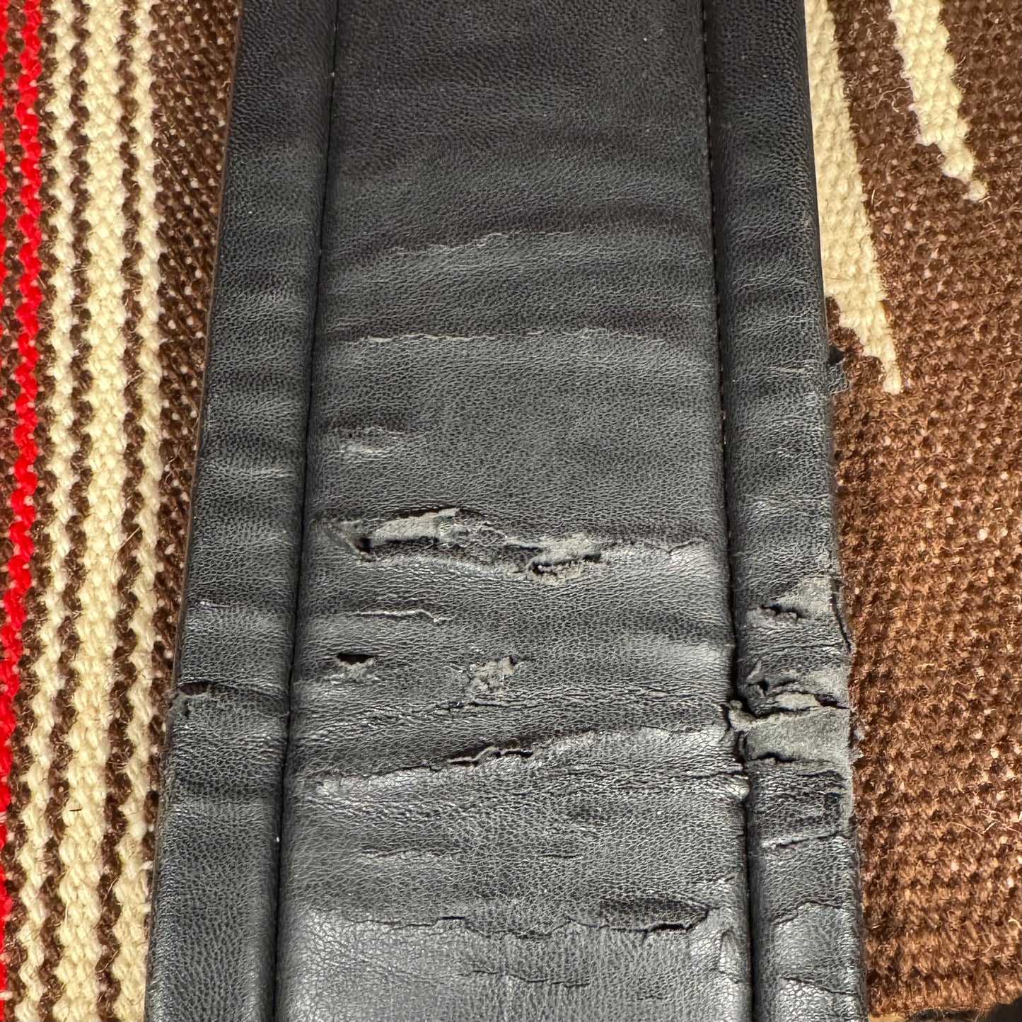 Walker & Williams Premium Leather Guitar Strap C-22-BB Double Padded Black on Black