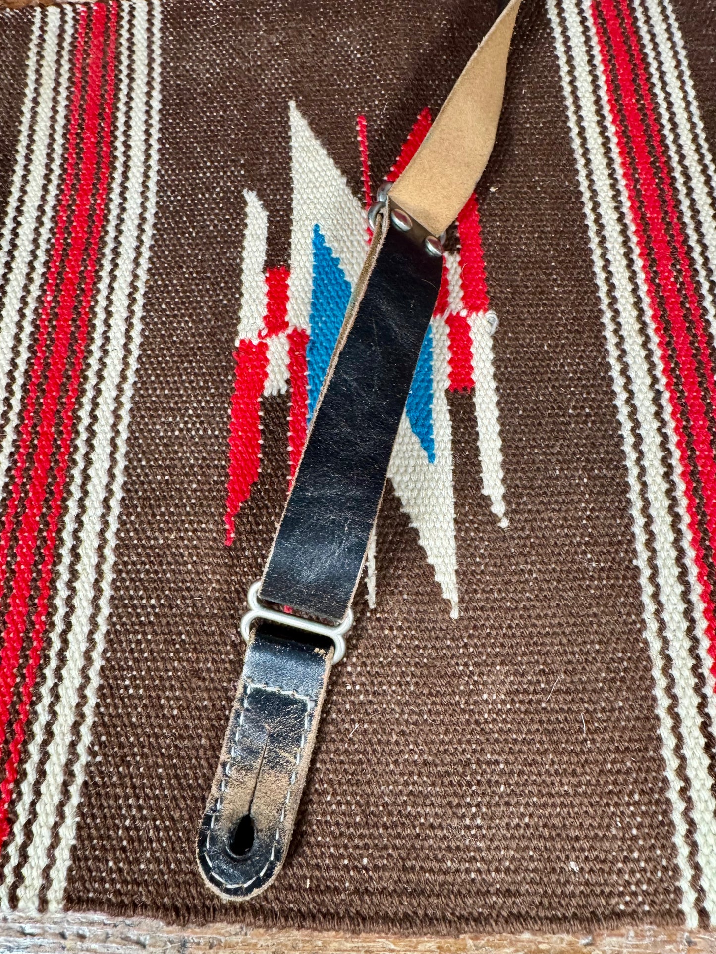 RARE Vintage Earth III Guitar Strap Black