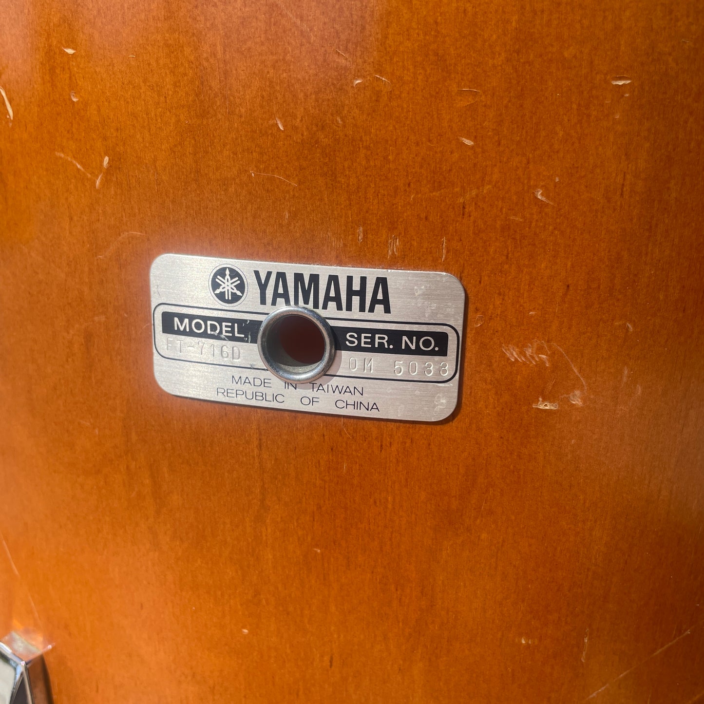 1970s Yamaha 16x16 7000 Series Floor Tom Drum Real Wood FT-716D