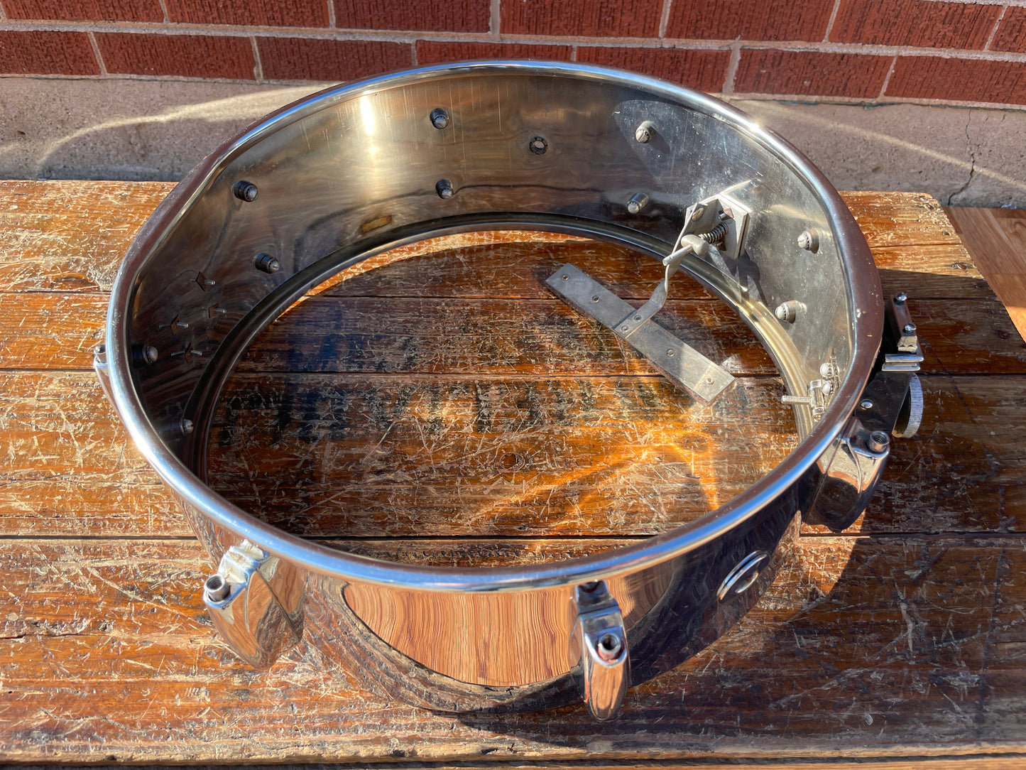 1960s Gretsch 5x14 Model 4160 Chrome Over Brass Snare Drum Round Badge