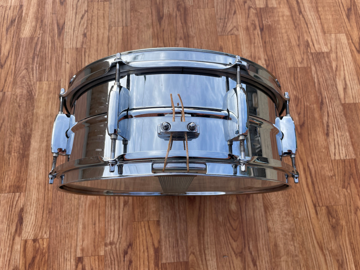 2000s Pearl Standard Steel 5.5x14 Snare Drum Mirror Chrome SS1455
