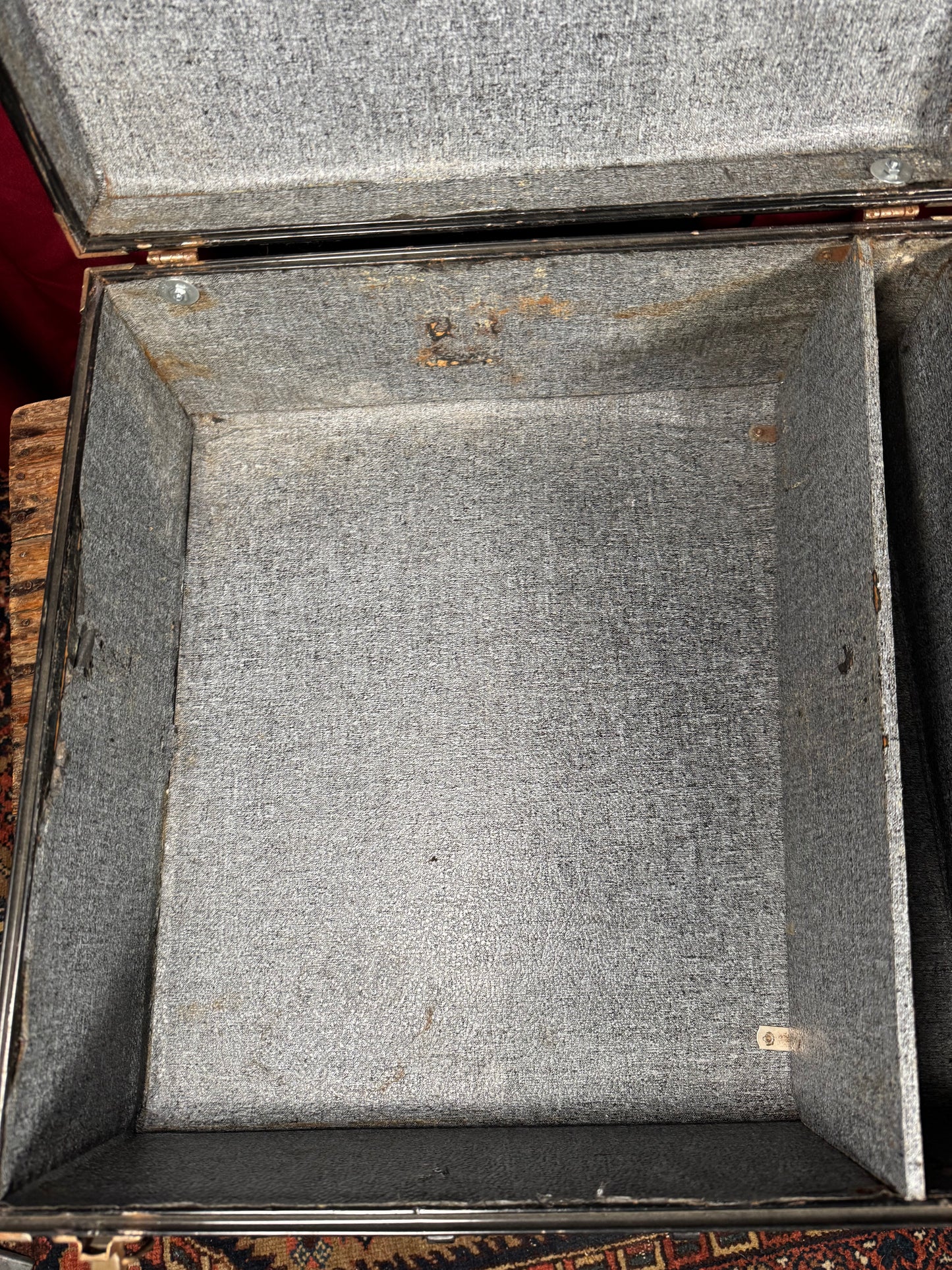 1960s Ludwig no. 8025 Suitcase-Style Snare Drum Case