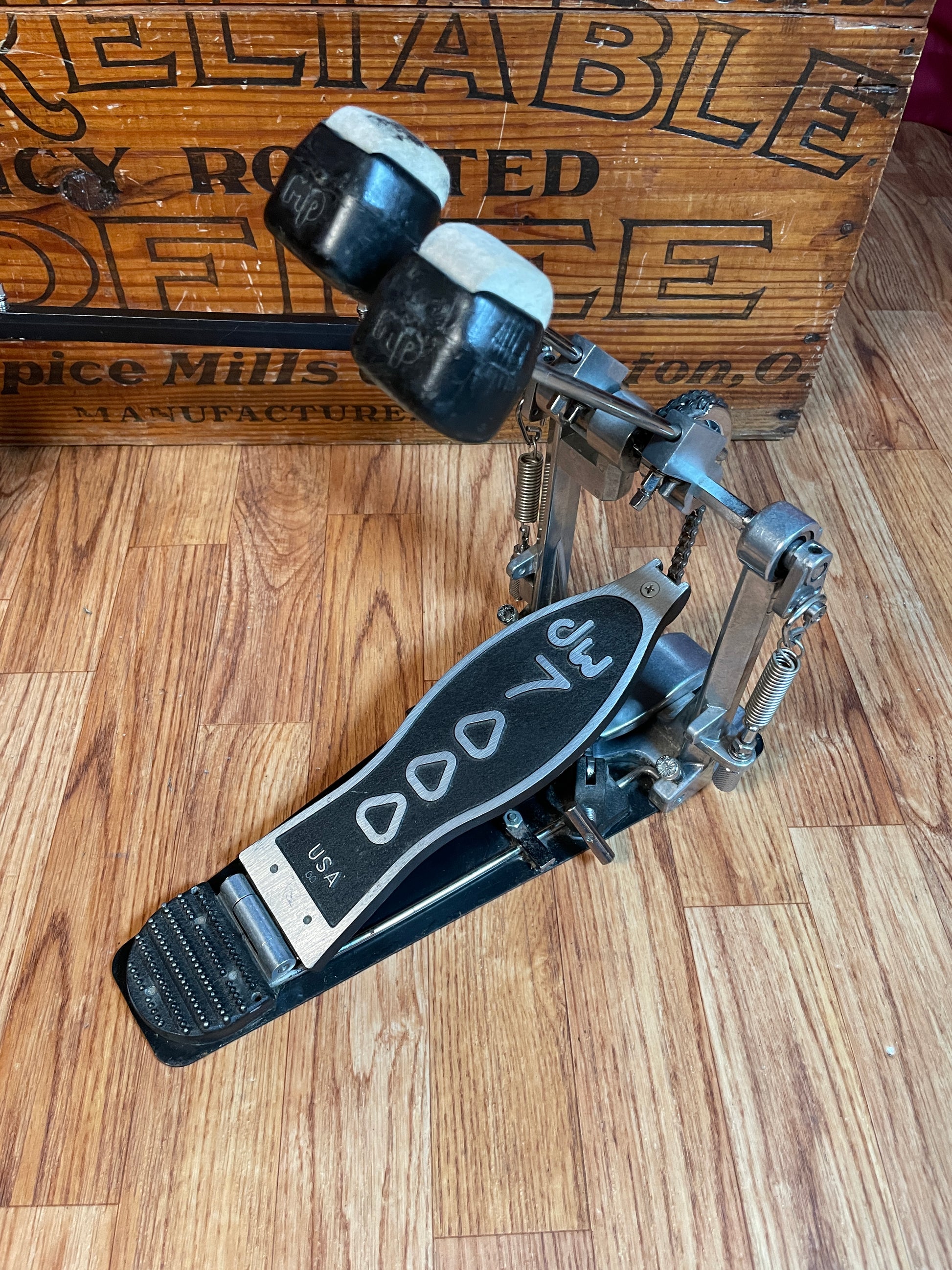 dw 7000 kick pedal DW 7000 Series Double Bass Drum Pedal 7002