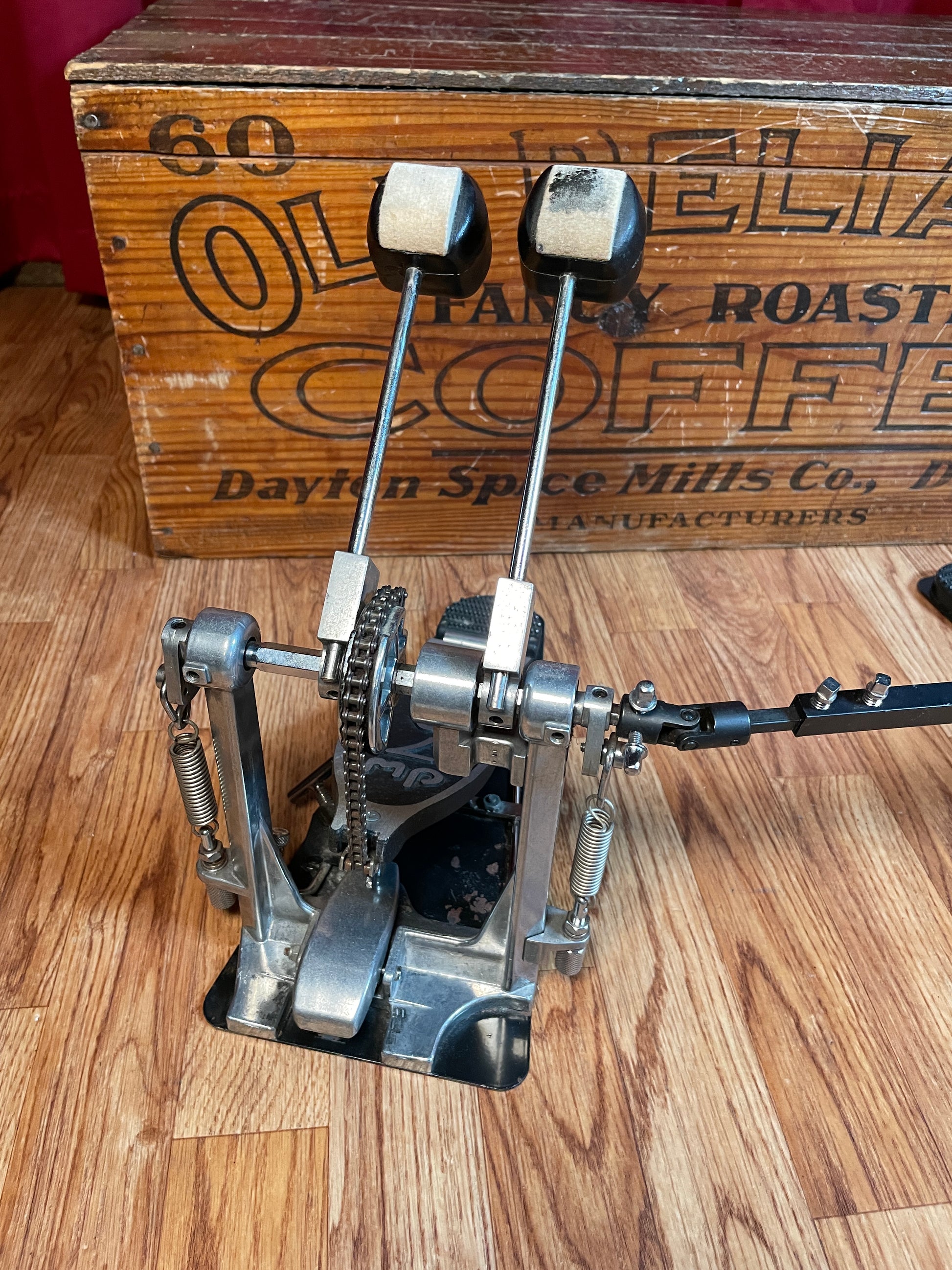 dw 7002 double pedal DW 7000 Series Double Bass Drum Pedal 7002