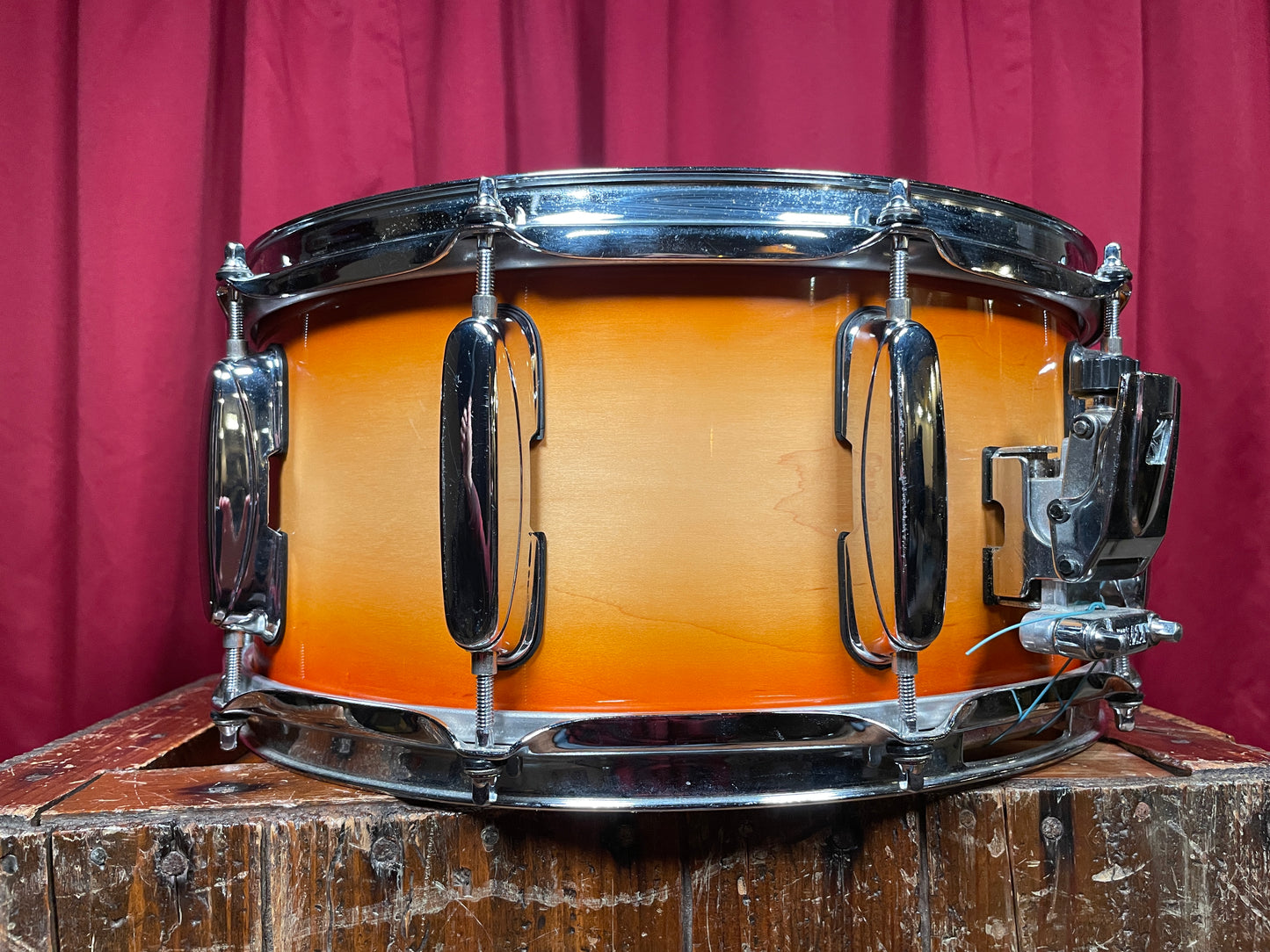 2000s Tama 6.5x14 AM265 Artwood Snare Drum Caramel Sunburst