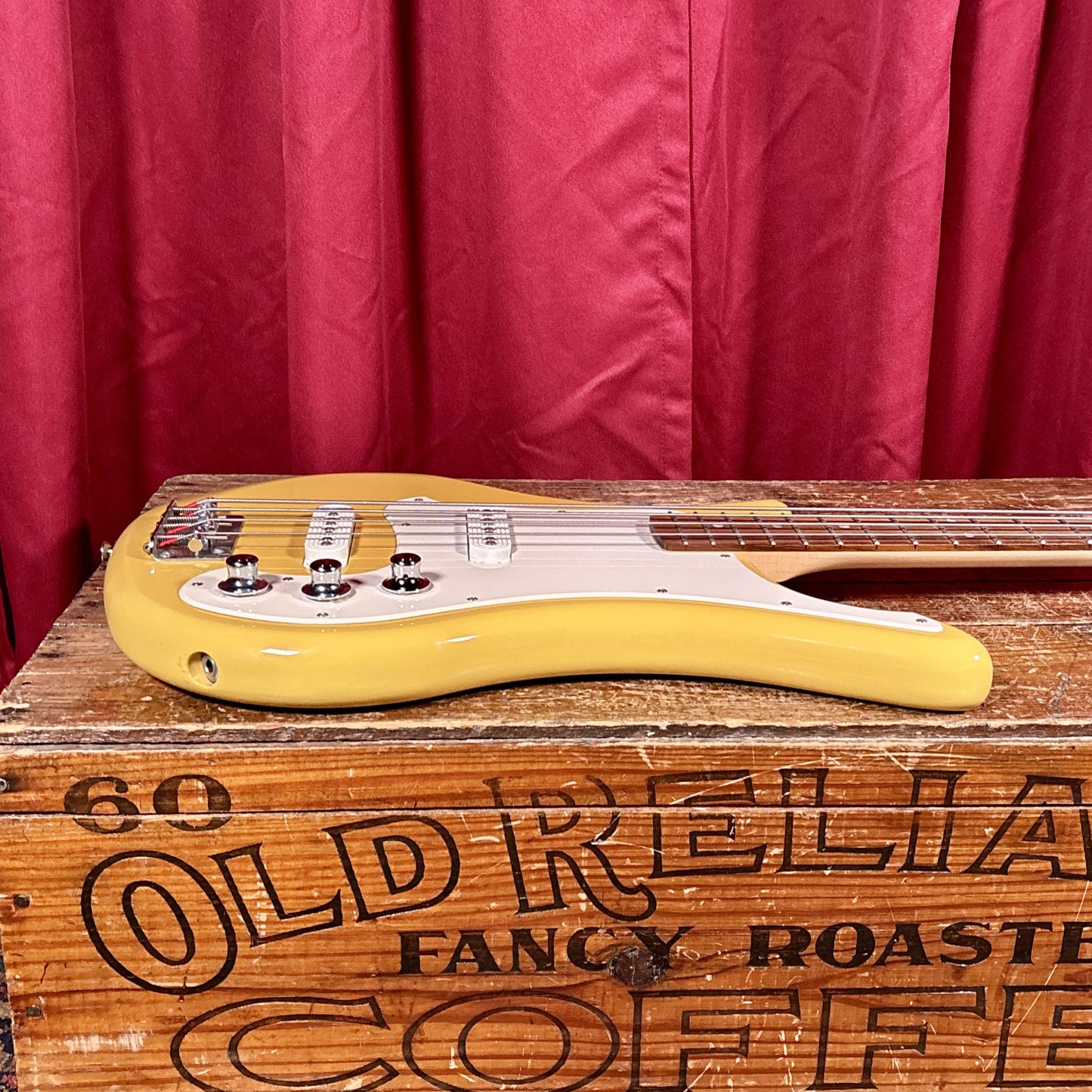 Yamaha SBV-500 Flying Samurai Bass Guitar Yellow