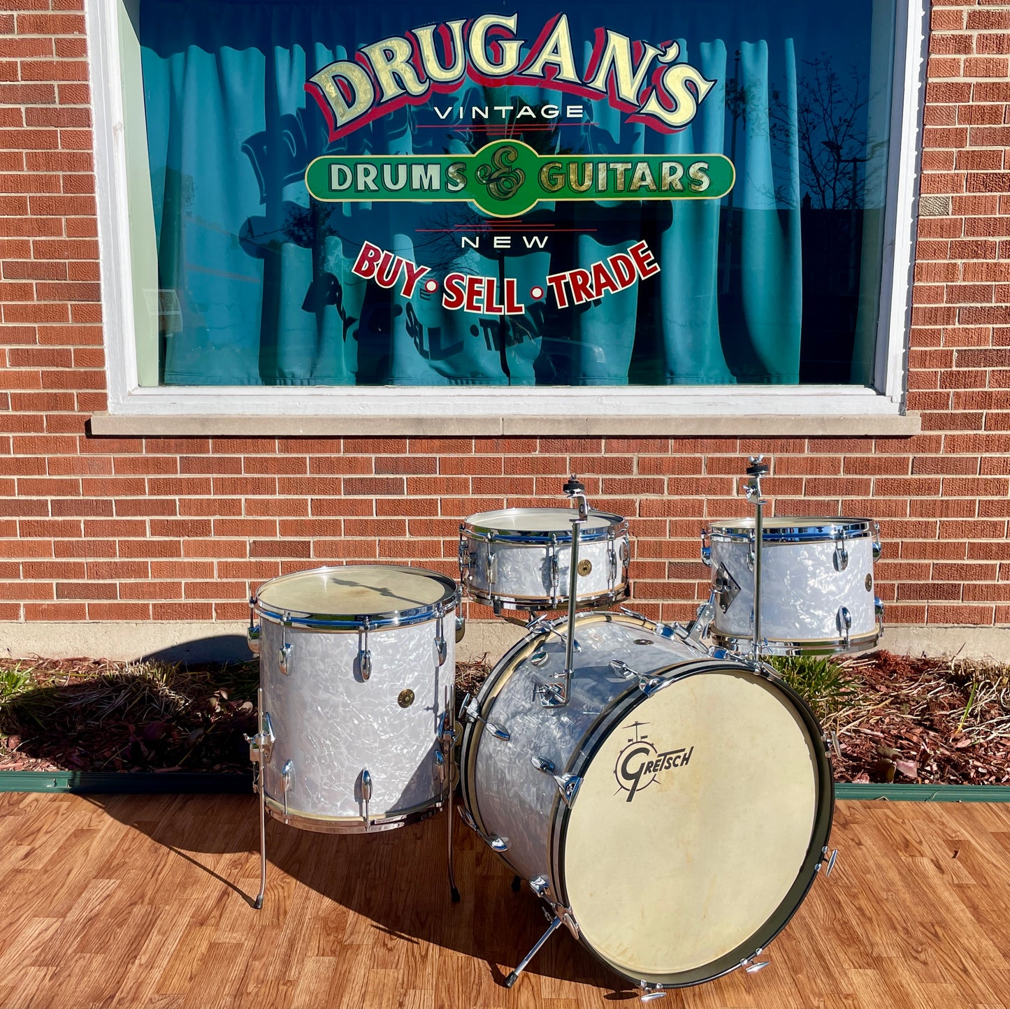 1950s Gretsch 6 ply Round Badge Name Band Outfit Drum Set White Marine Pearl 22/13/16 w/ 5.5x14 Snare