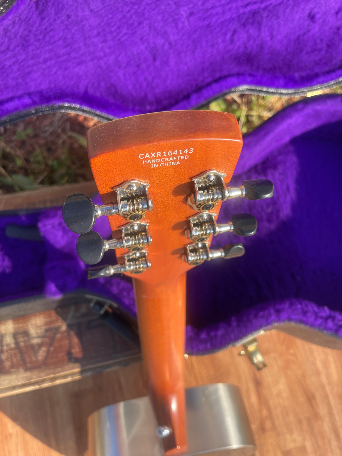 2016 Gretsch G9221 Bobtail Round-Neck Acoustic / Electric Steel Body Resonator Guitar w/OHSC