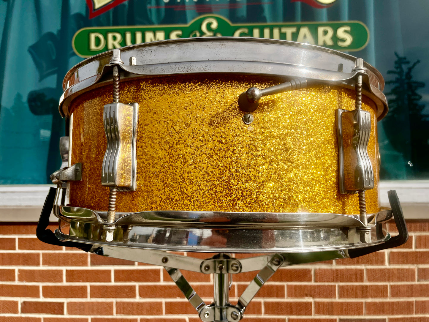 1963 Ludwig 5x14 Pioneer No. 491 Snare Drum Gold Sparkle