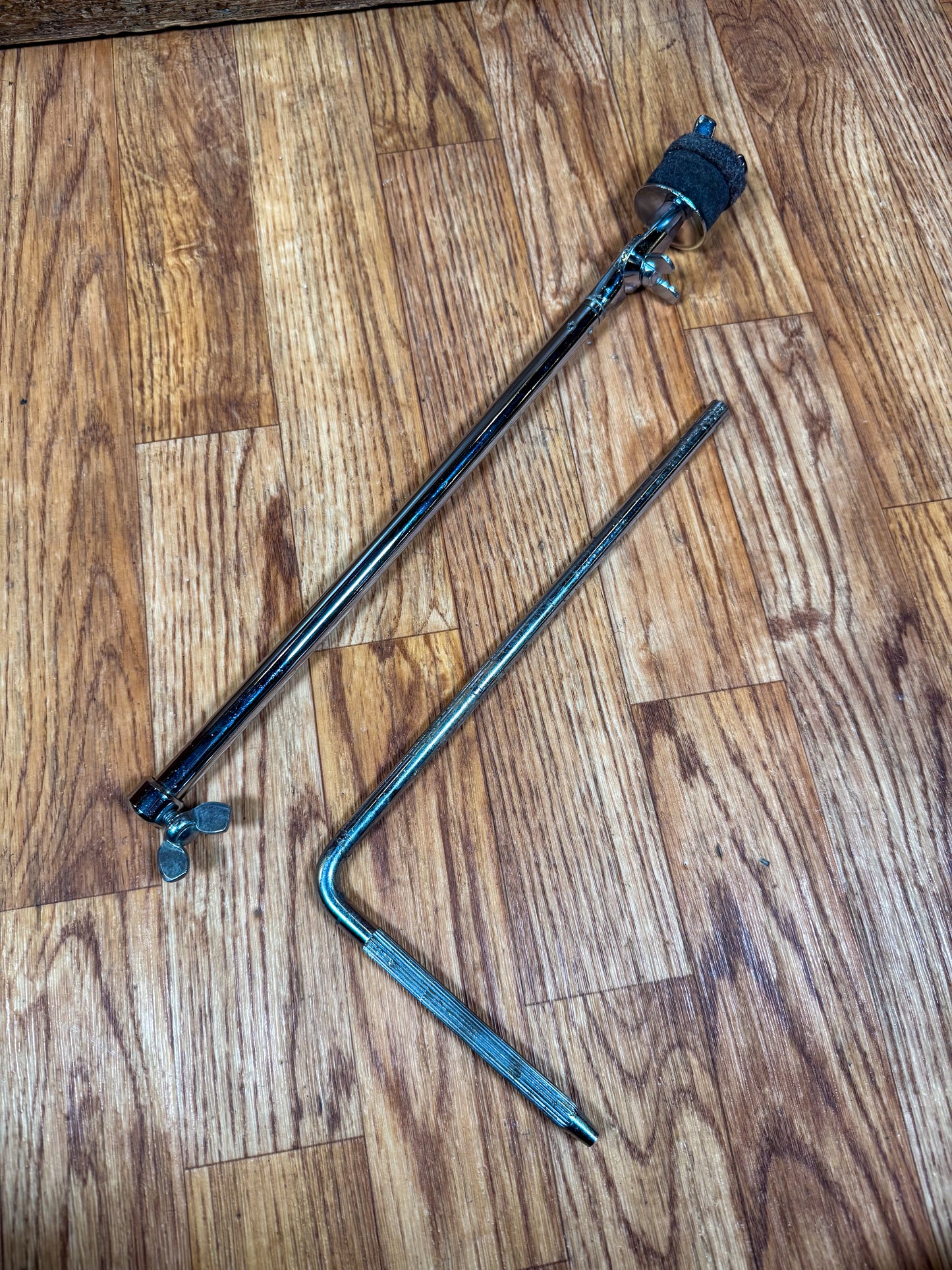 1960s Ludwig No. 1372C Telescoping L-Arm Cymbal Holder Chrome