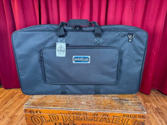 Pedaltrain PT-PRO-SC Classic Pro Pedalboard w/ Soft Case
