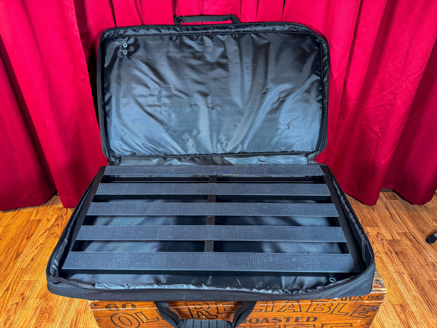 Pedaltrain PT-PRO-SC Classic Pro Pedalboard w/ Soft Case