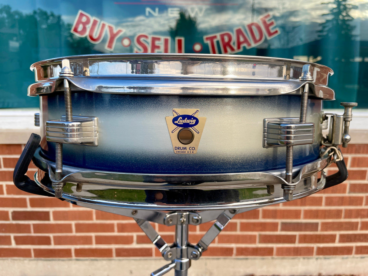 1958-60 Ludwig 3x13 Be-Bop Jazz Combo Trans Badge Snare Drum Silver/Blue Duco