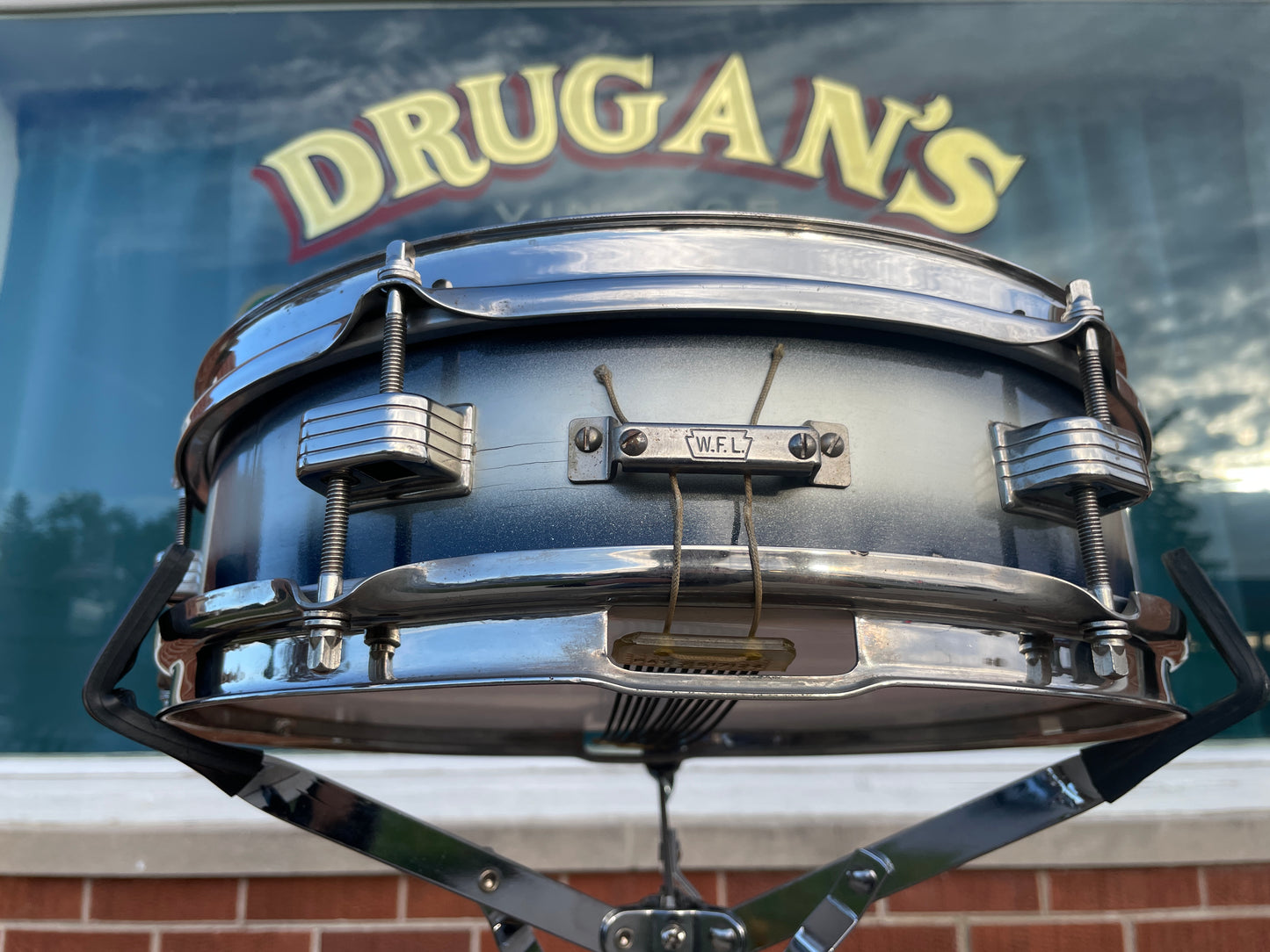 1958-60 Ludwig 3x13 Be-Bop Jazz Combo Trans Badge Snare Drum Silver/Blue Duco