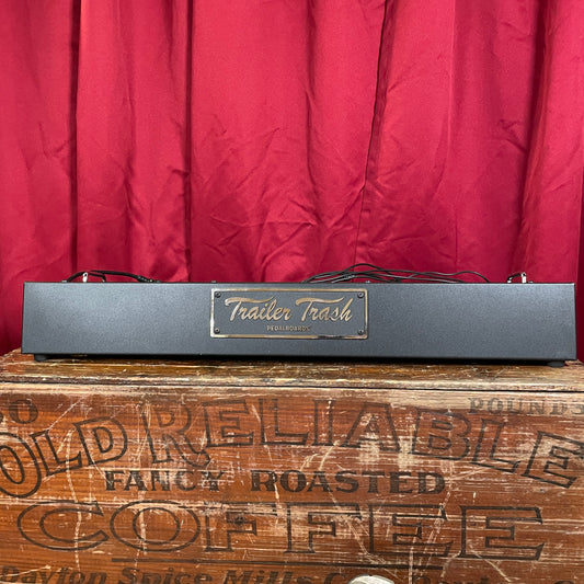 Trailer Trash PS2816 ProSeries 28"x16" Pedal Board with Voodoo Lab Pedal Power 2 Plus