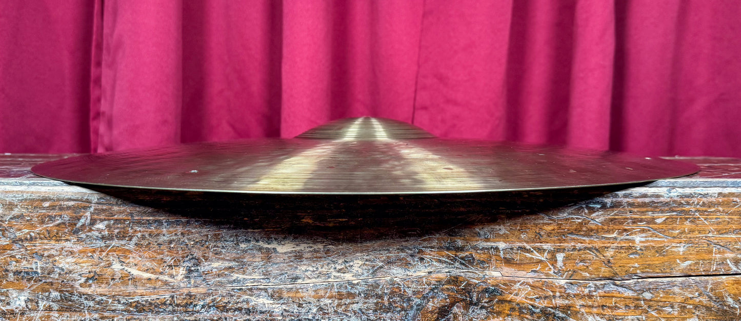 22" Paiste Signature Traditionals Light Ride Cymbal 2540g *Video Demo*