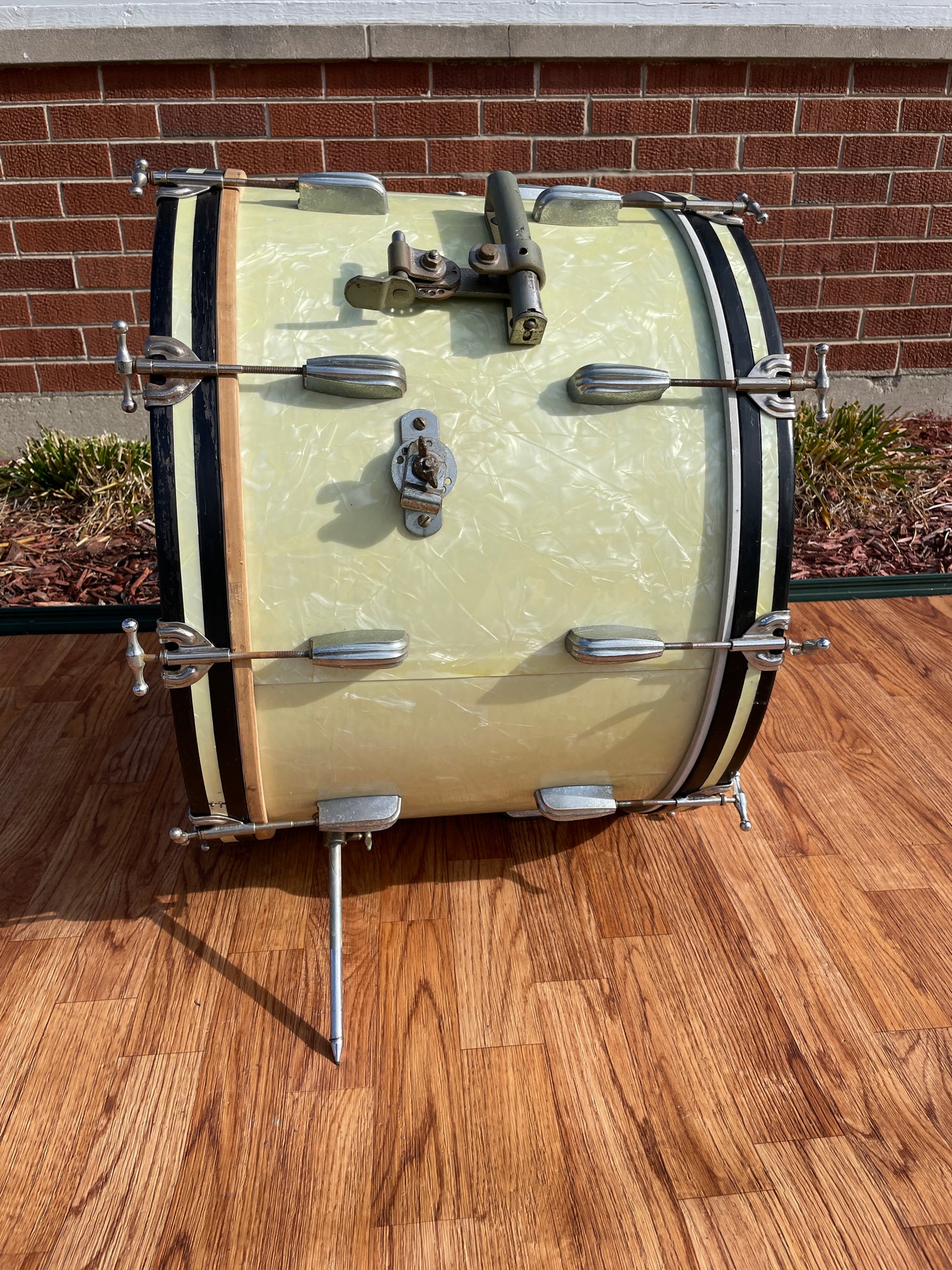 1950s Slingerland Radio King 14x22 Bass Drum White Marine Pearl
