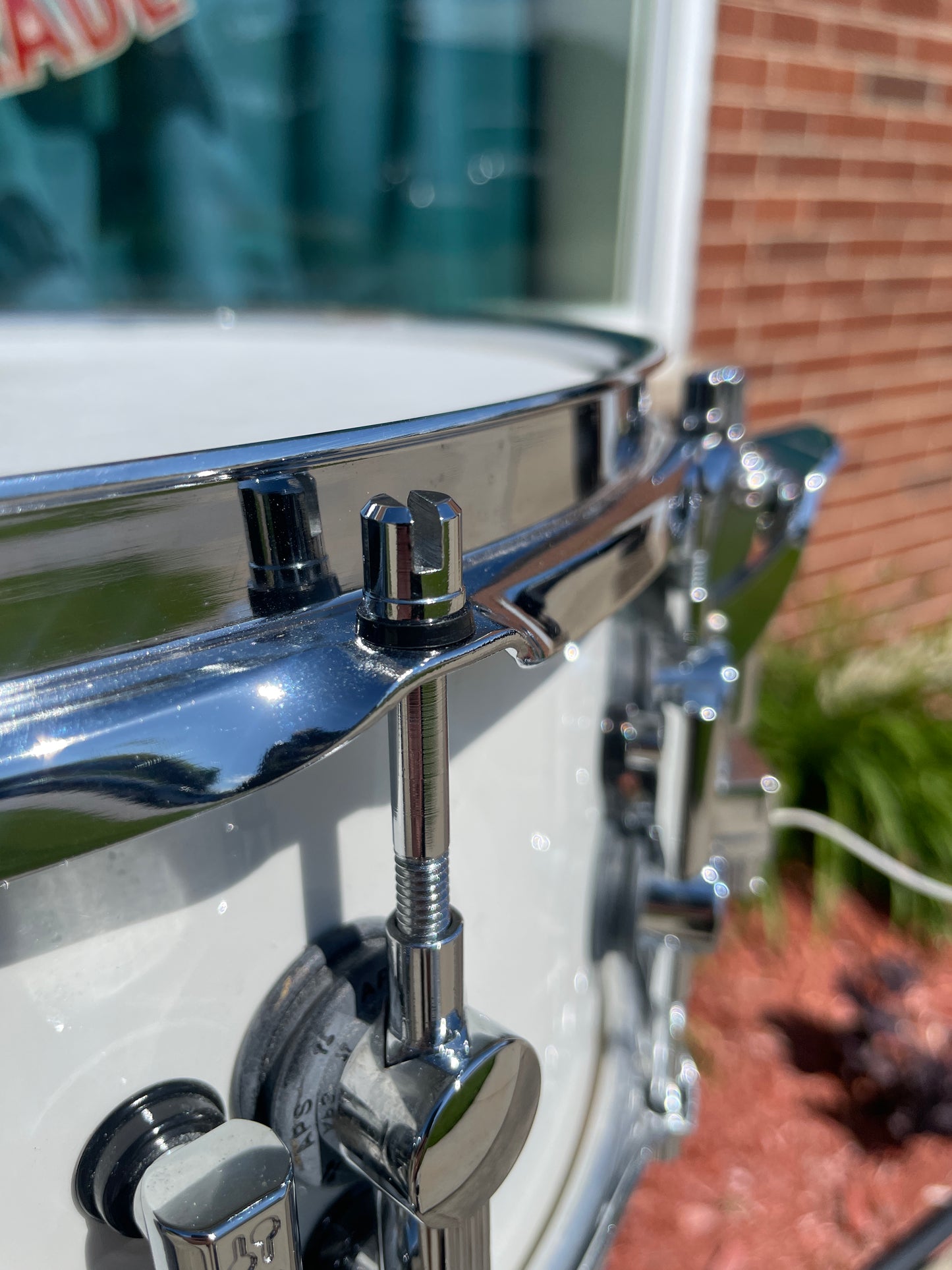 Sonor SQ2 6x14 Pure White Lacquer Snare Drum