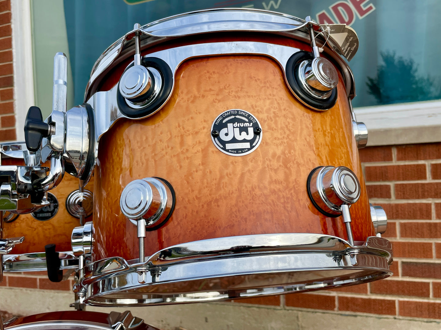 2002 DW Collector's Series Besse Forest Exotic Super Birdseye Maple Drum Set Burnt Toast Burst 22/12/14/16 w/ 7x14 Snare Drum Workshop