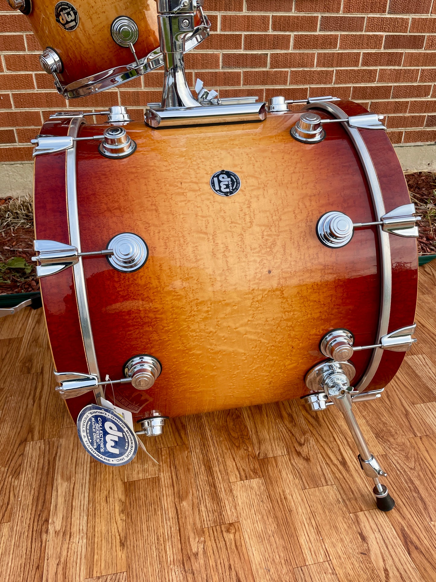 2002 DW Collector's Series Besse Forest Exotic Super Birdseye Maple Drum Set Burnt Toast Burst 22/12/14/16 w/ 7x14 Snare Drum Workshop