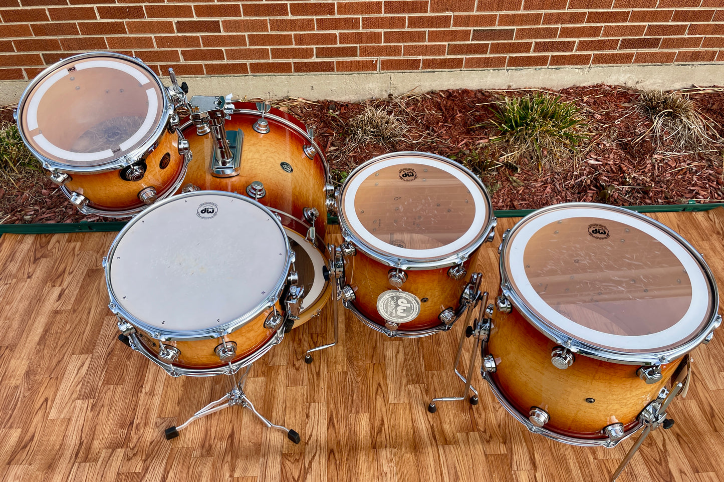 2002 DW Collector's Series Besse Forest Exotic Super Birdseye Maple Drum Set Burnt Toast Burst 22/12/14/16 w/ 7x14 Snare Drum Workshop