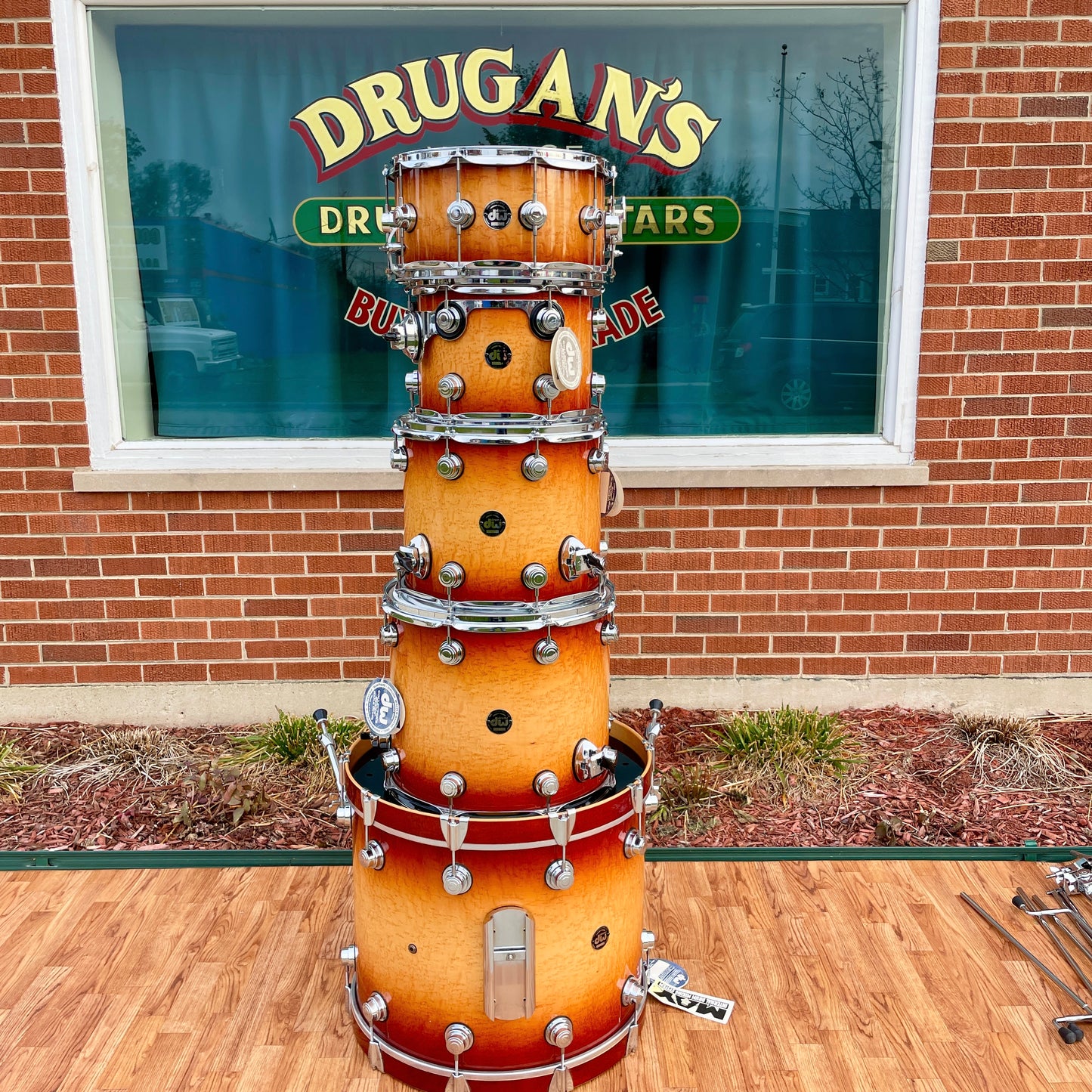 2002 DW Collector's Series Besse Forest Exotic Super Birdseye Maple Drum Set Burnt Toast Burst 22/12/14/16 w/ 7x14 Snare Drum Workshop