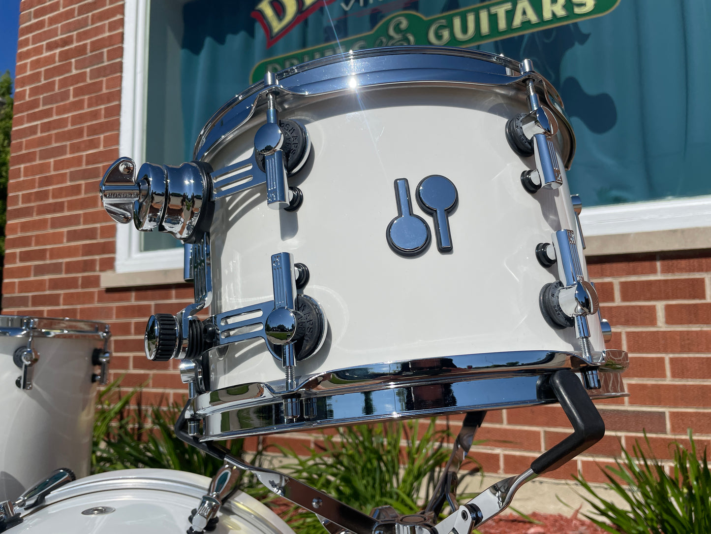 Sonor SQ2 Maple Medium Bop Drum Set 18/12/14/6x14 Pure White