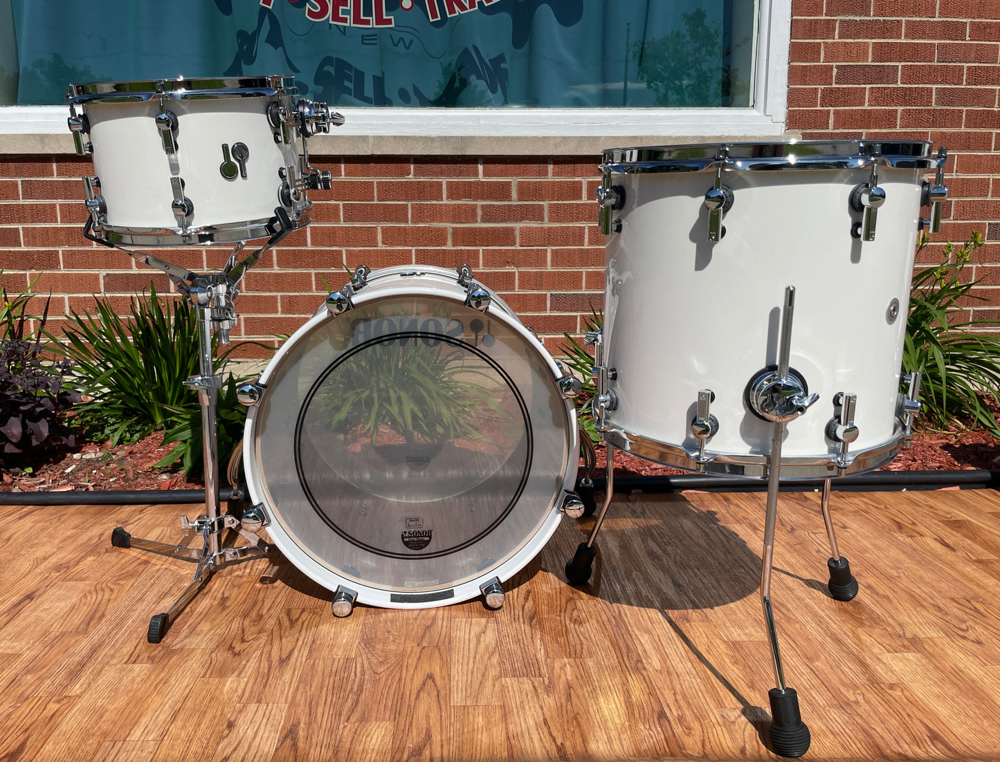 Sonor SQ2 Maple Medium Bop Drum Set 18/12/14 Pure White