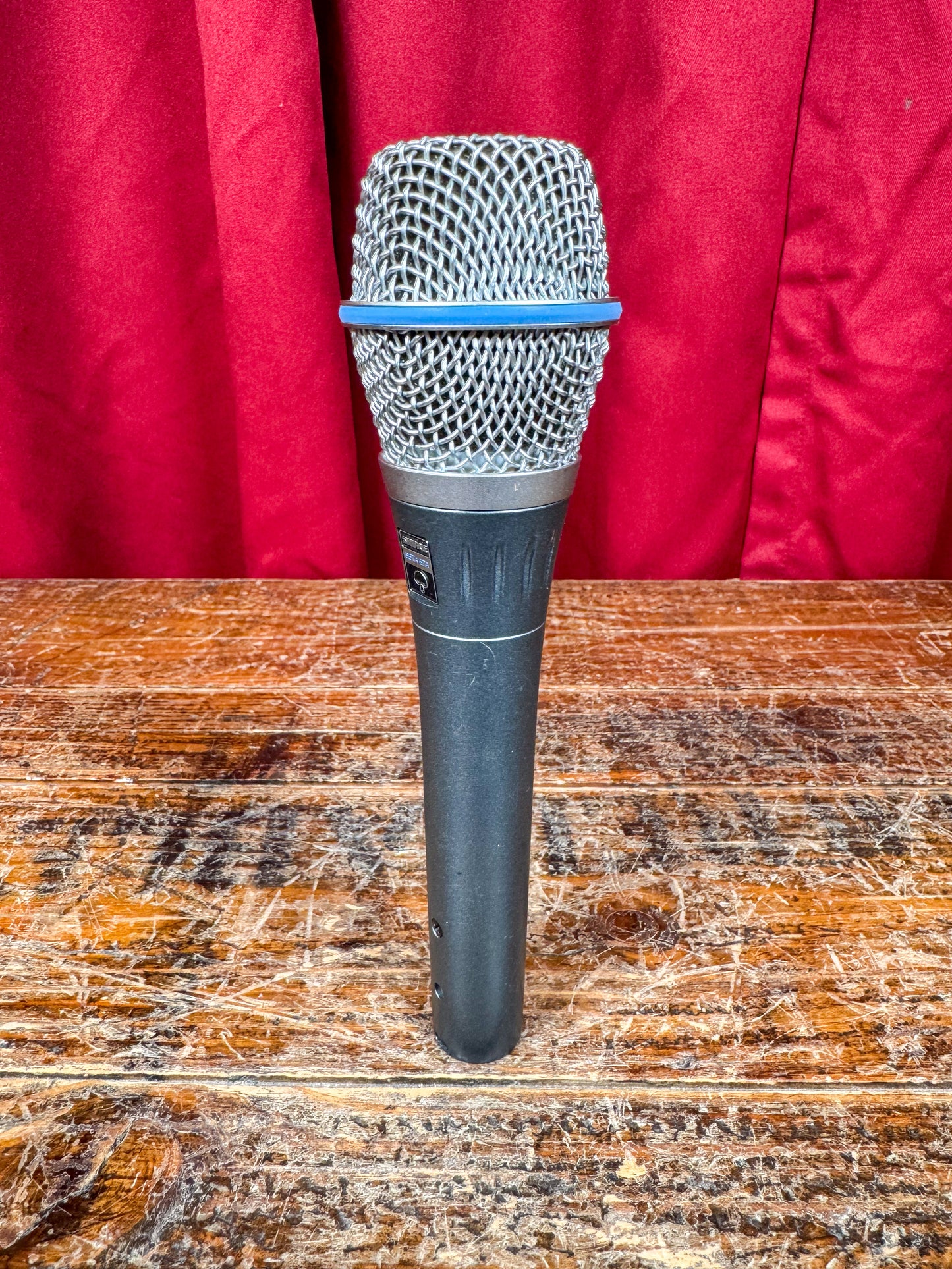 Shure BETA 87A Supercardioid Condenser Microphone