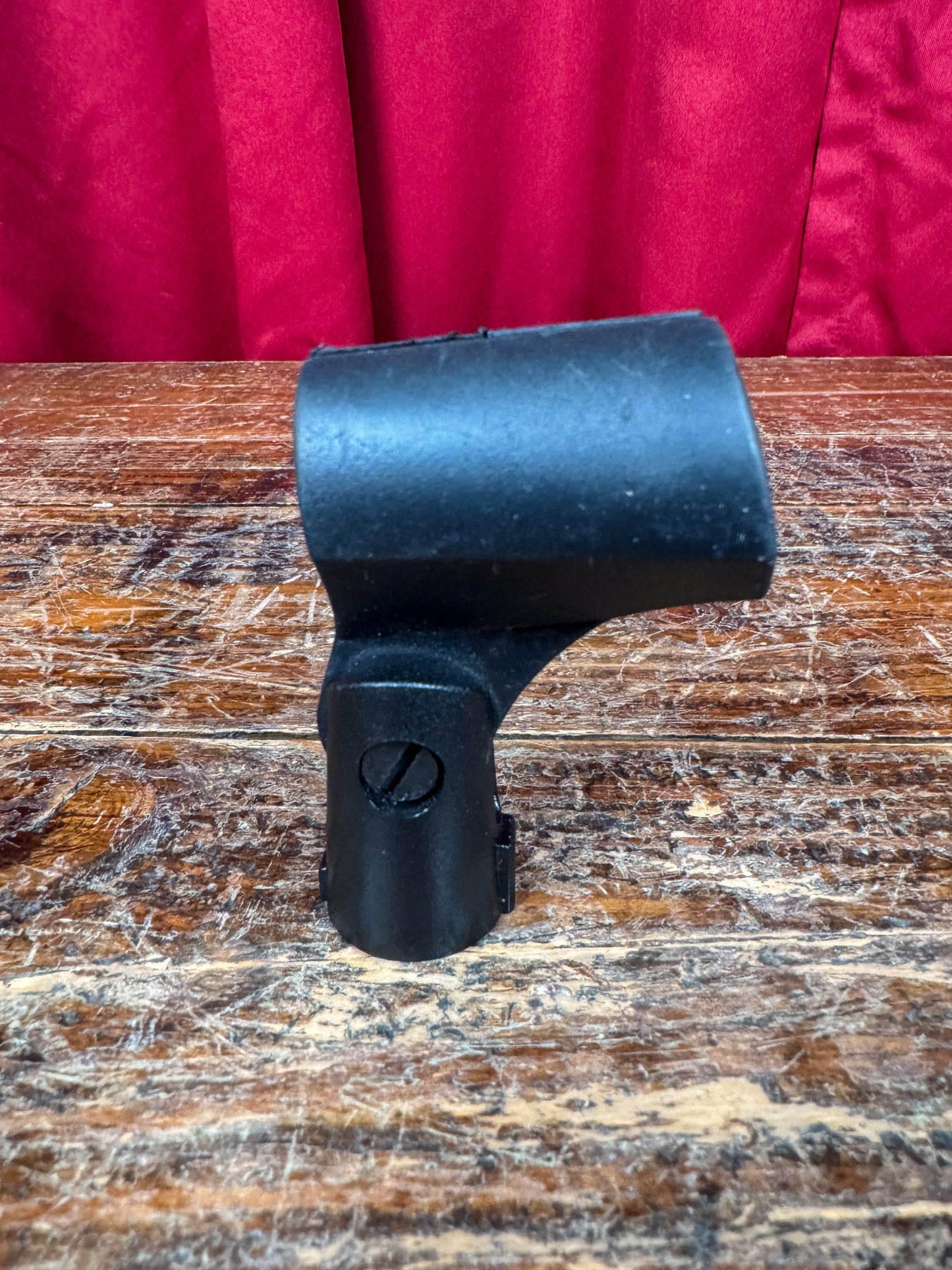 Shure BETA 87A Supercardioid Condenser Microphone