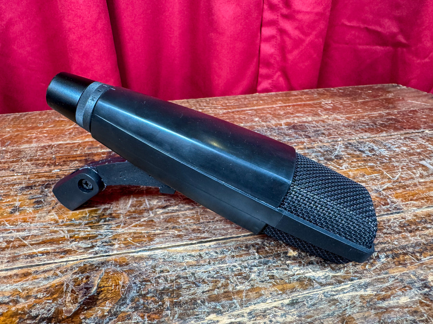 Sennheiser MD421-II Dynamic Microphone