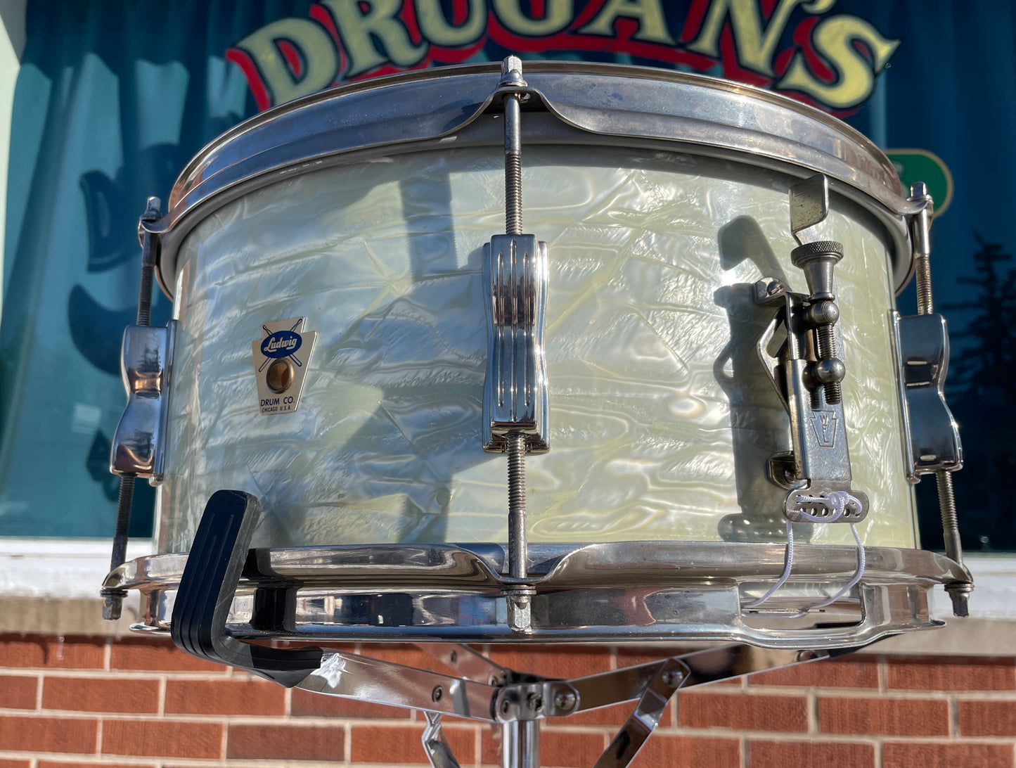 1960 Ludwig 6.5x14 Pioneer Snare Drum White Marine Pearl Trans Badge