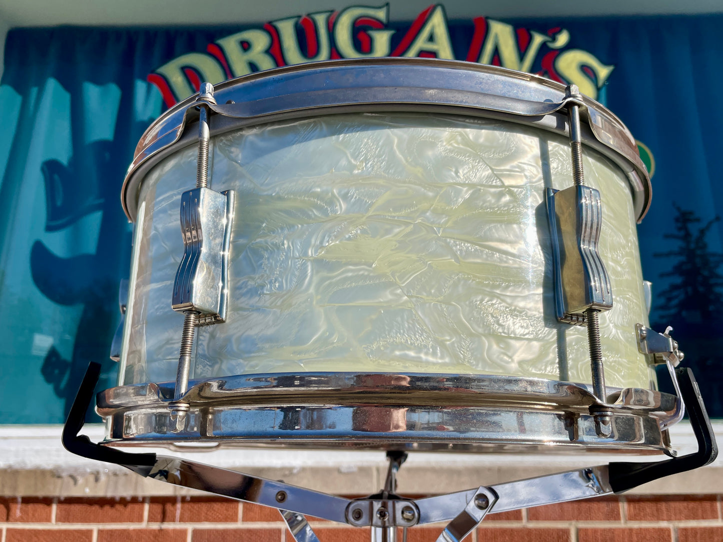 1960 Ludwig 6.5x14 Pioneer Snare Drum White Marine Pearl Trans Badge