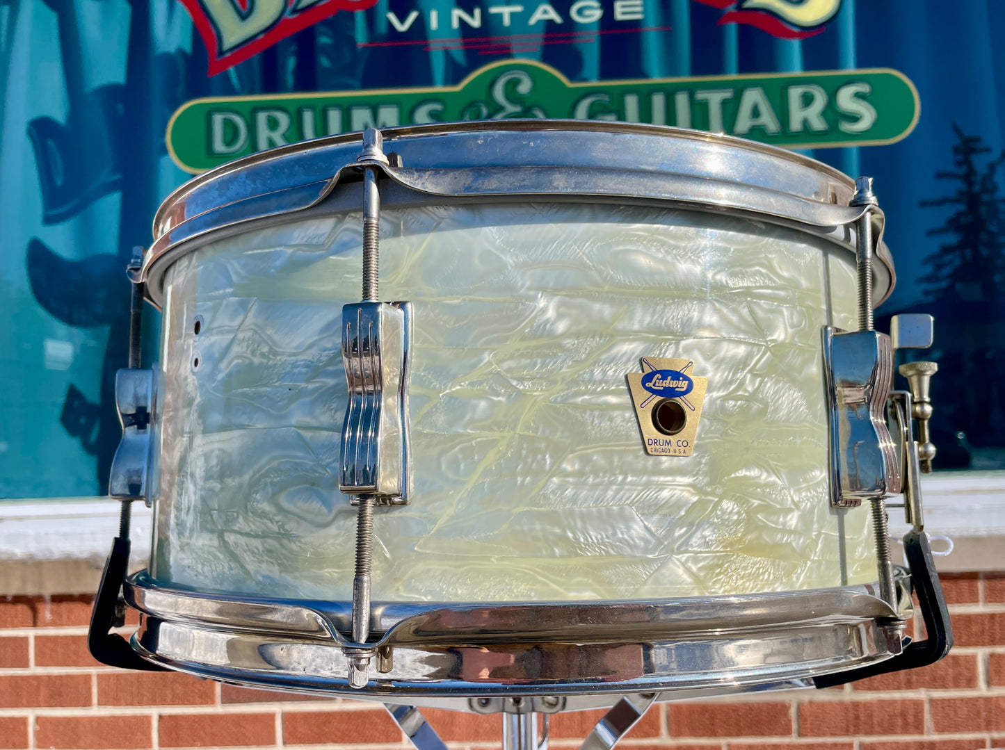 1960 Ludwig 6.5x14 Pioneer Snare Drum White Marine Pearl Trans Badge