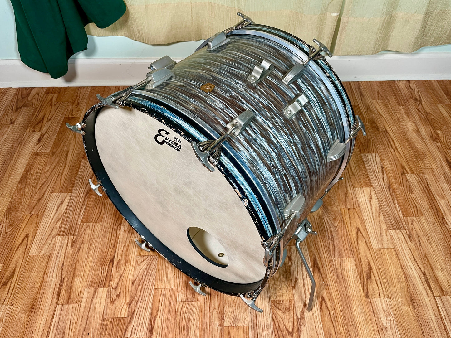 1965 Ludwig 14x20 Bass Drum Oyster Blue Pearl