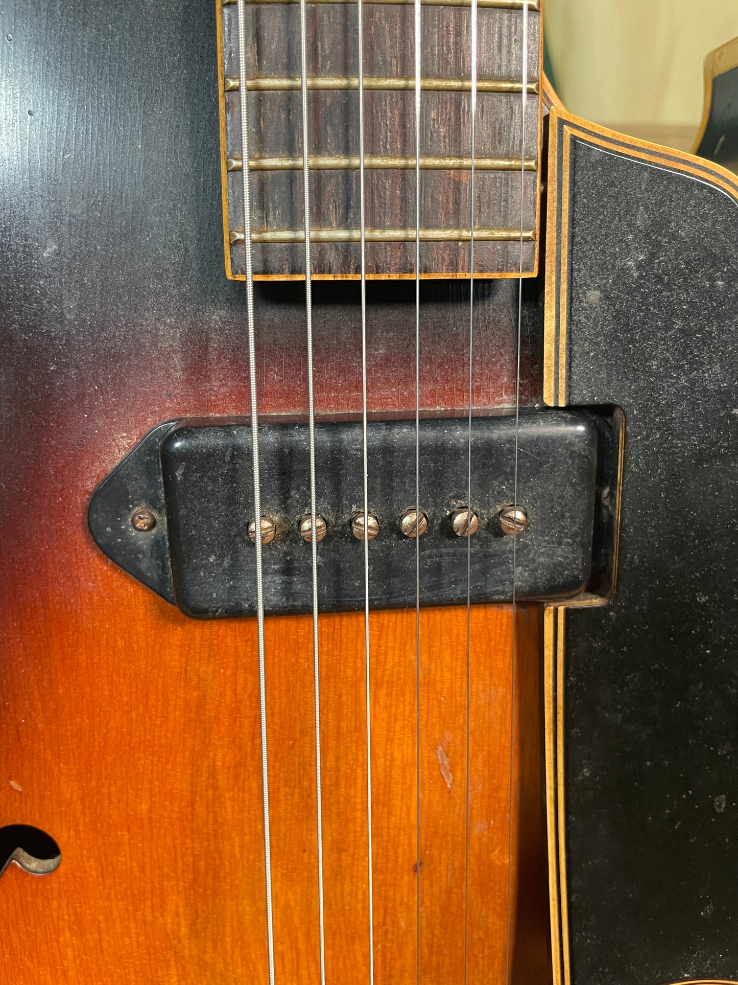 1955 Gibson ES-175 Hollowbody Electric Guitar Sunburst P-90 Pickup w/ HSC