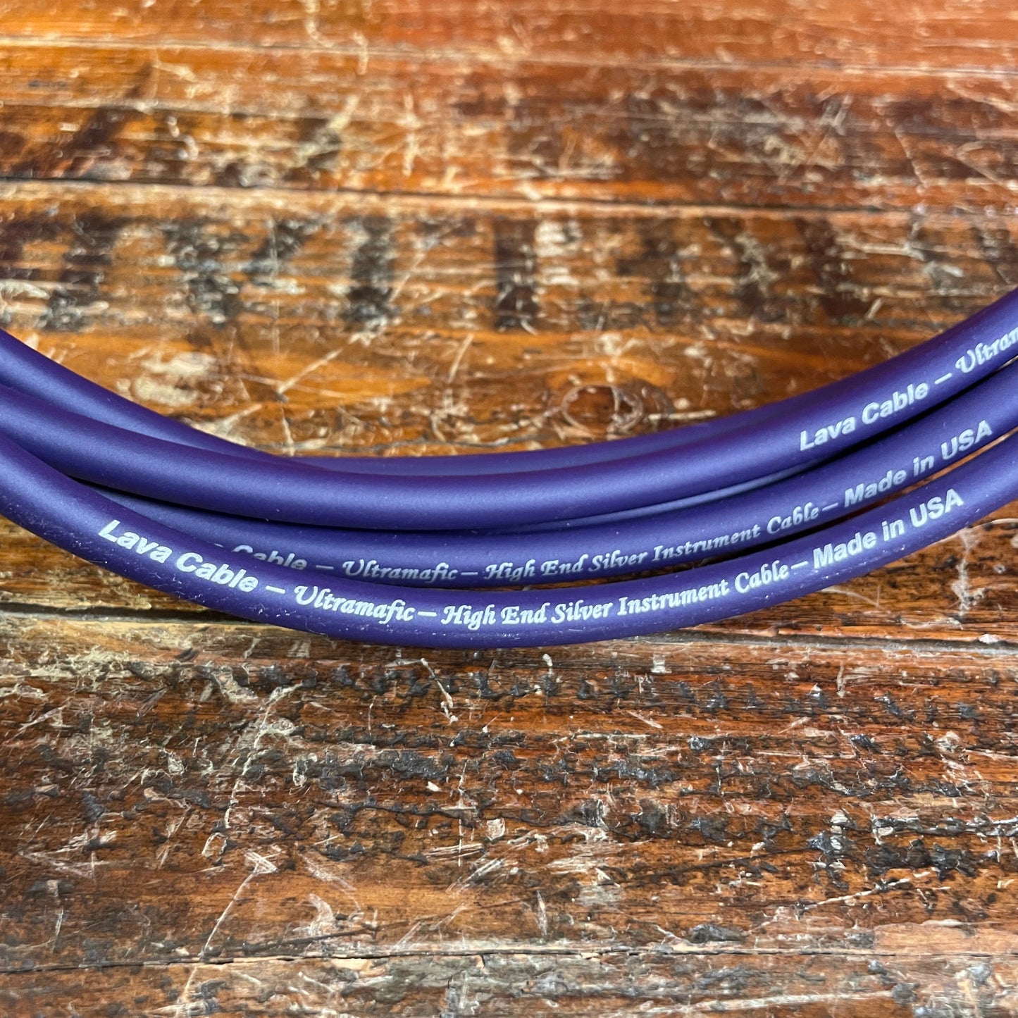 Lava LCUF10 Ultramafic Instrument Cable 10 foot Straight to Straight