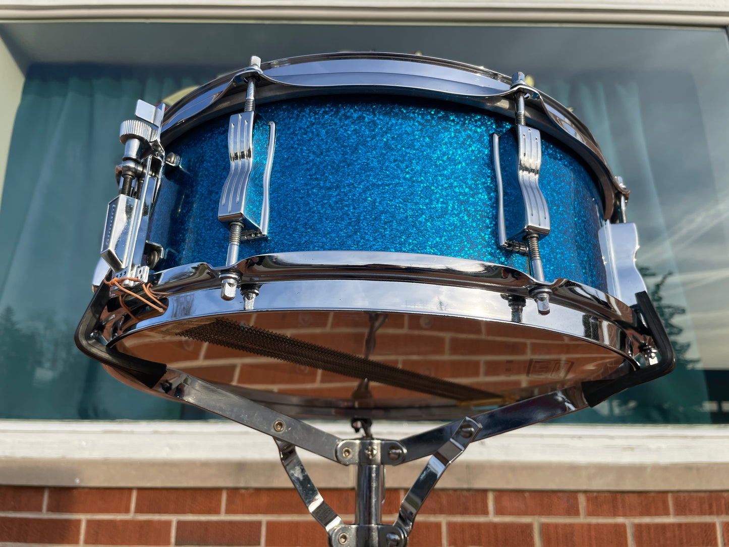 1970s Ludwig 5x14 Jazz Festival No. 908P Snare Drum Blue Sparkle