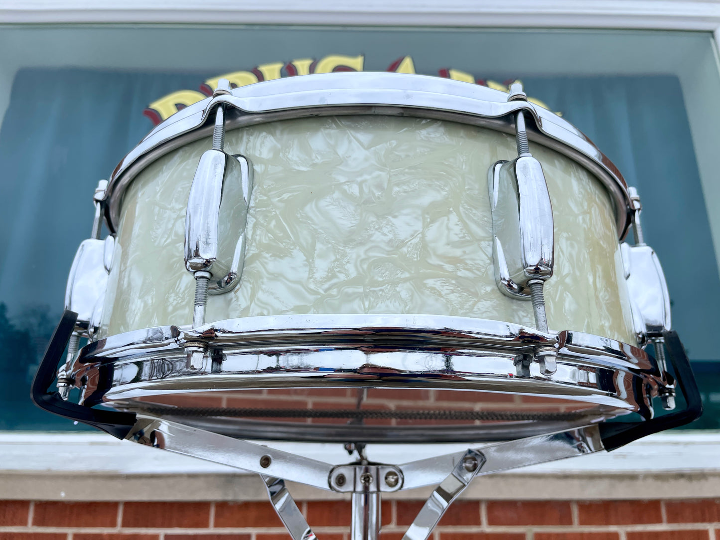 1960s Slingerland No. 146 Hollywood Ace 5.5x14 Snare Drum White Marine Pearl